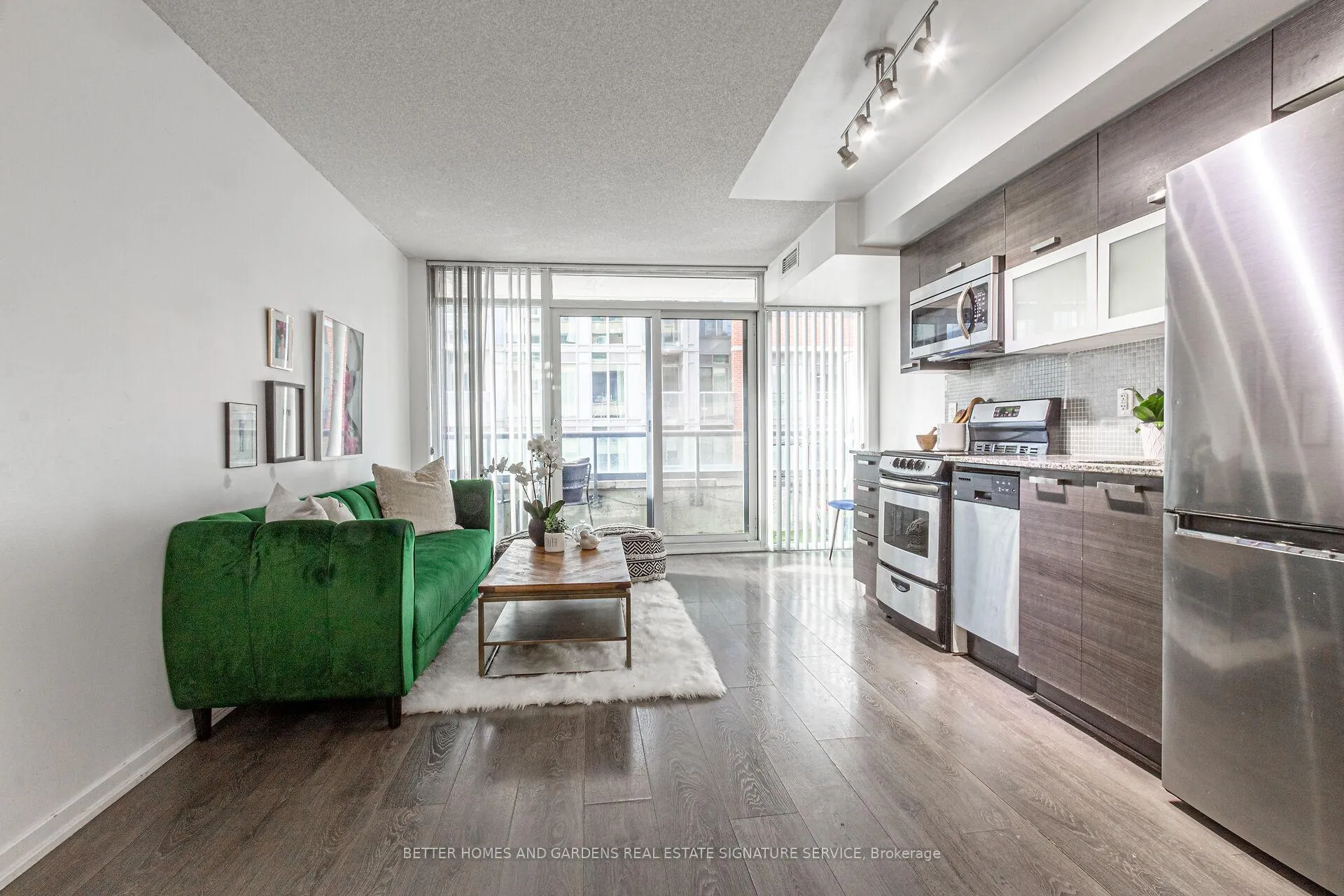Photo 3 of Unit 515, 36 Lisgar Street, Toronto, Little Portugal — HOMEH