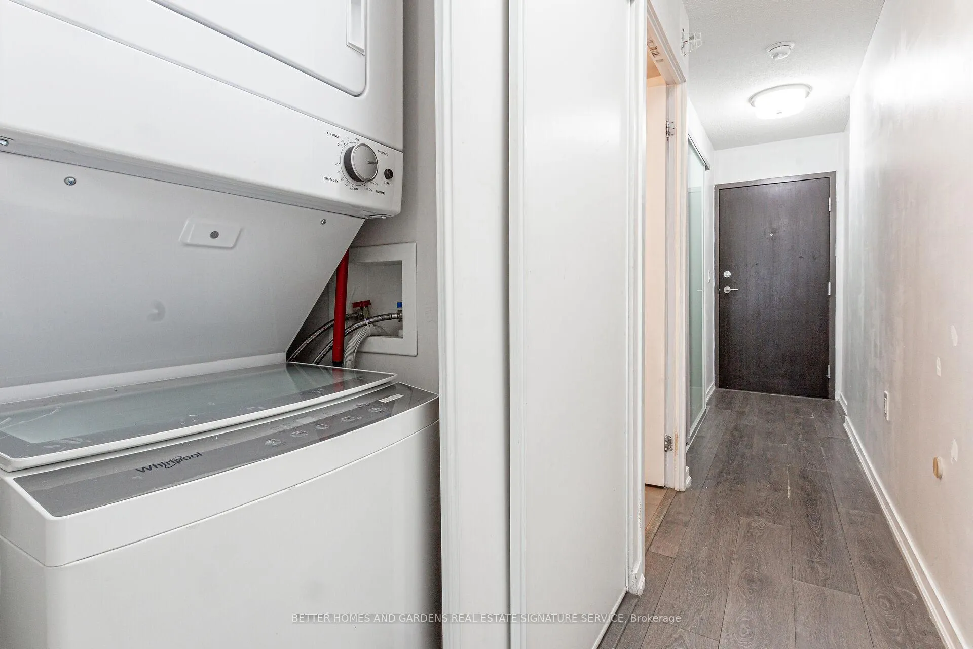 Photo 8 of Unit 515, 36 Lisgar Street, Toronto, Little Portugal — HOMEH