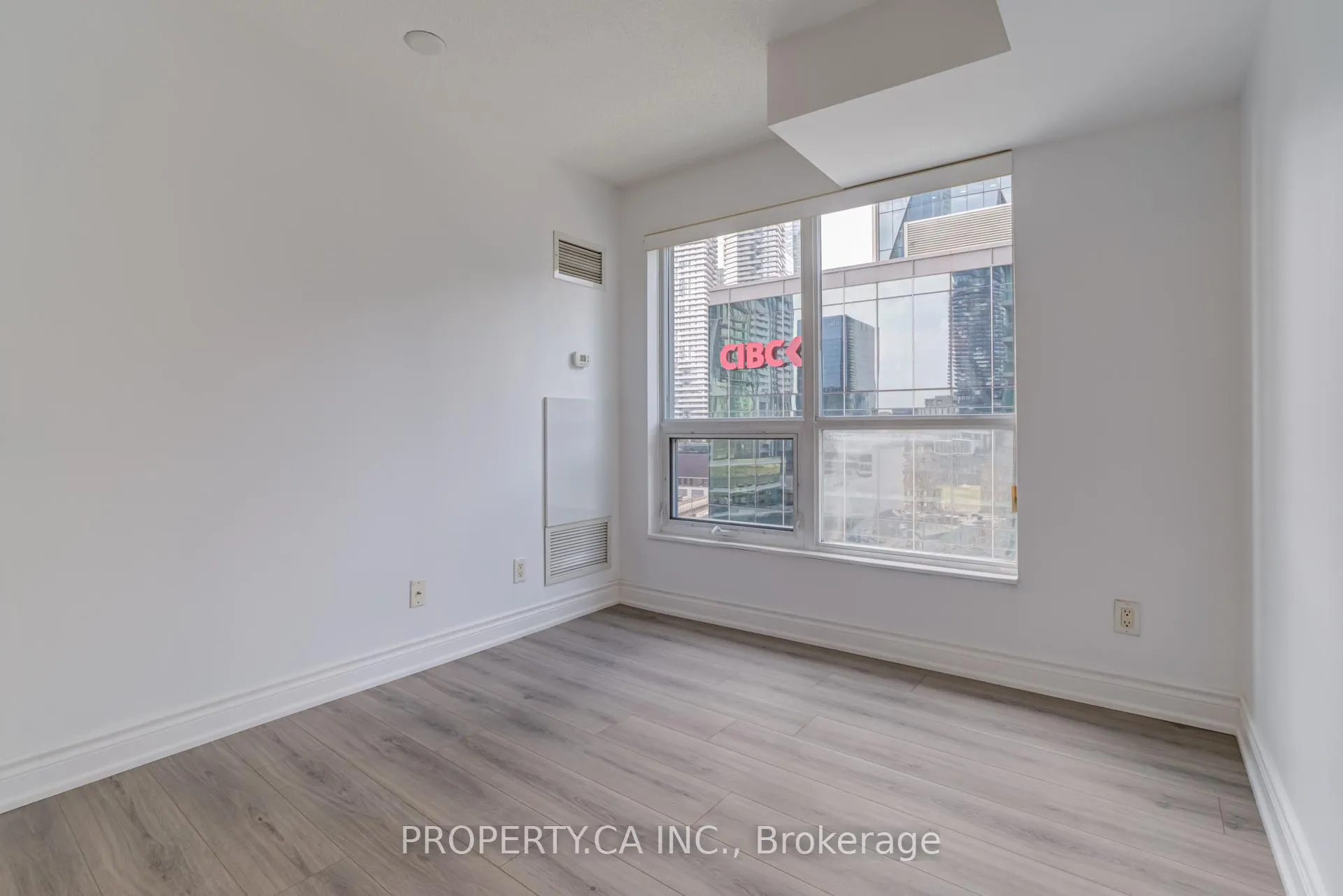 Photo 13 of Unit 1213, 18 Yonge Street, Toronto, Waterfront Communities — HOMEH