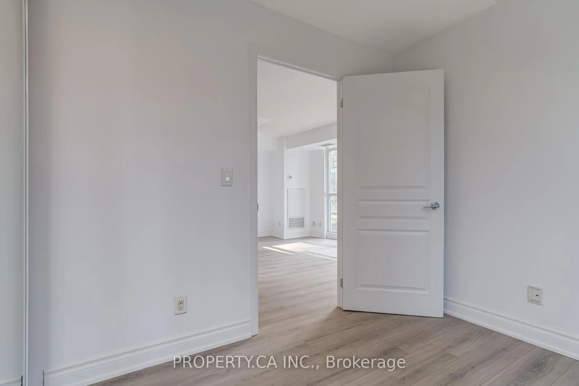 Photo 16 of Unit 1213, 18 Yonge Street, Toronto, Waterfront Communities — HOMEH