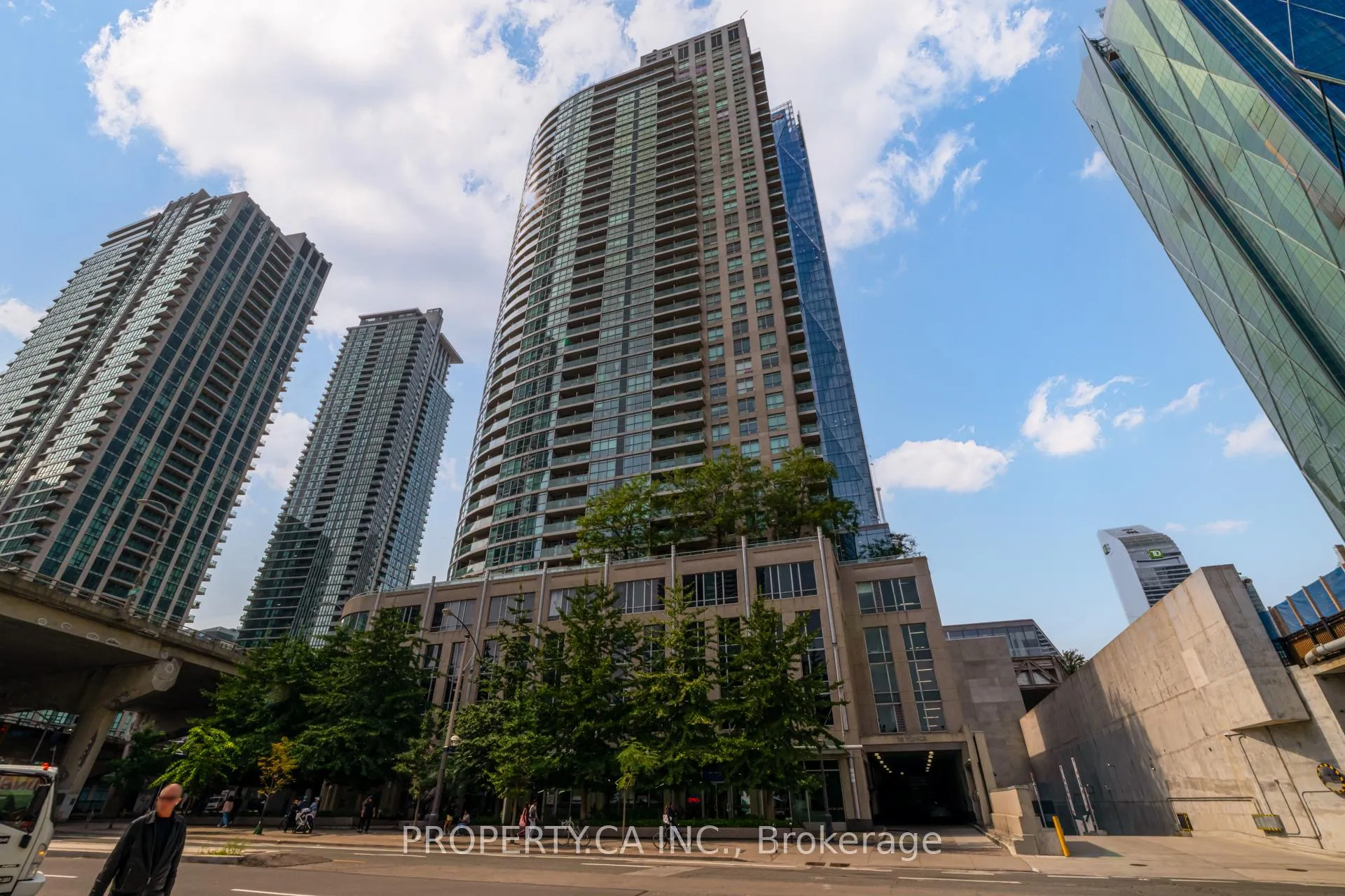 Photo 25 of Unit 1213, 18 Yonge Street, Toronto, Waterfront Communities — HOMEH