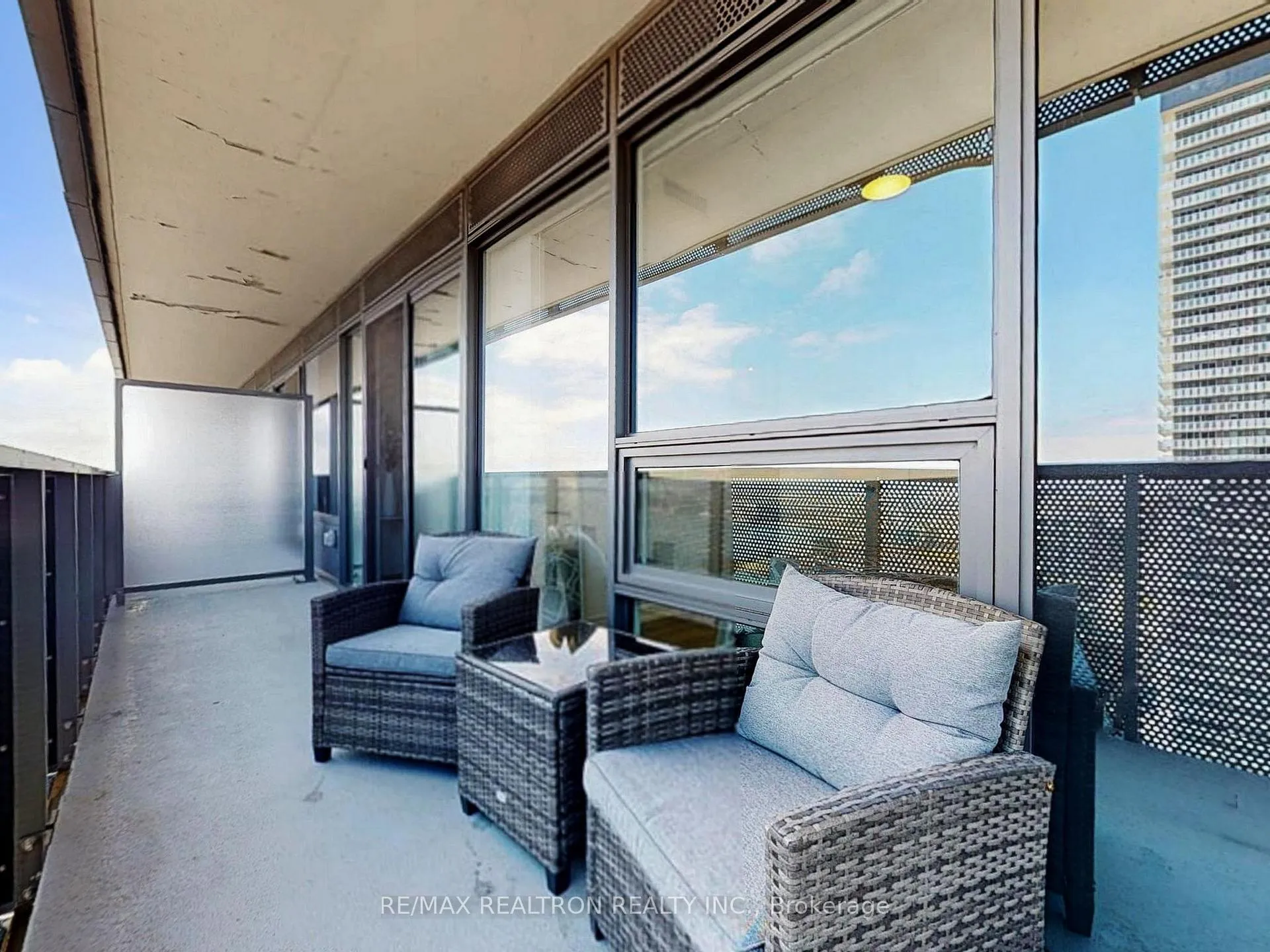 Photo 8 of Unit 2906, 138 Downes Street, Toronto, Waterfront Communities — HOMEH