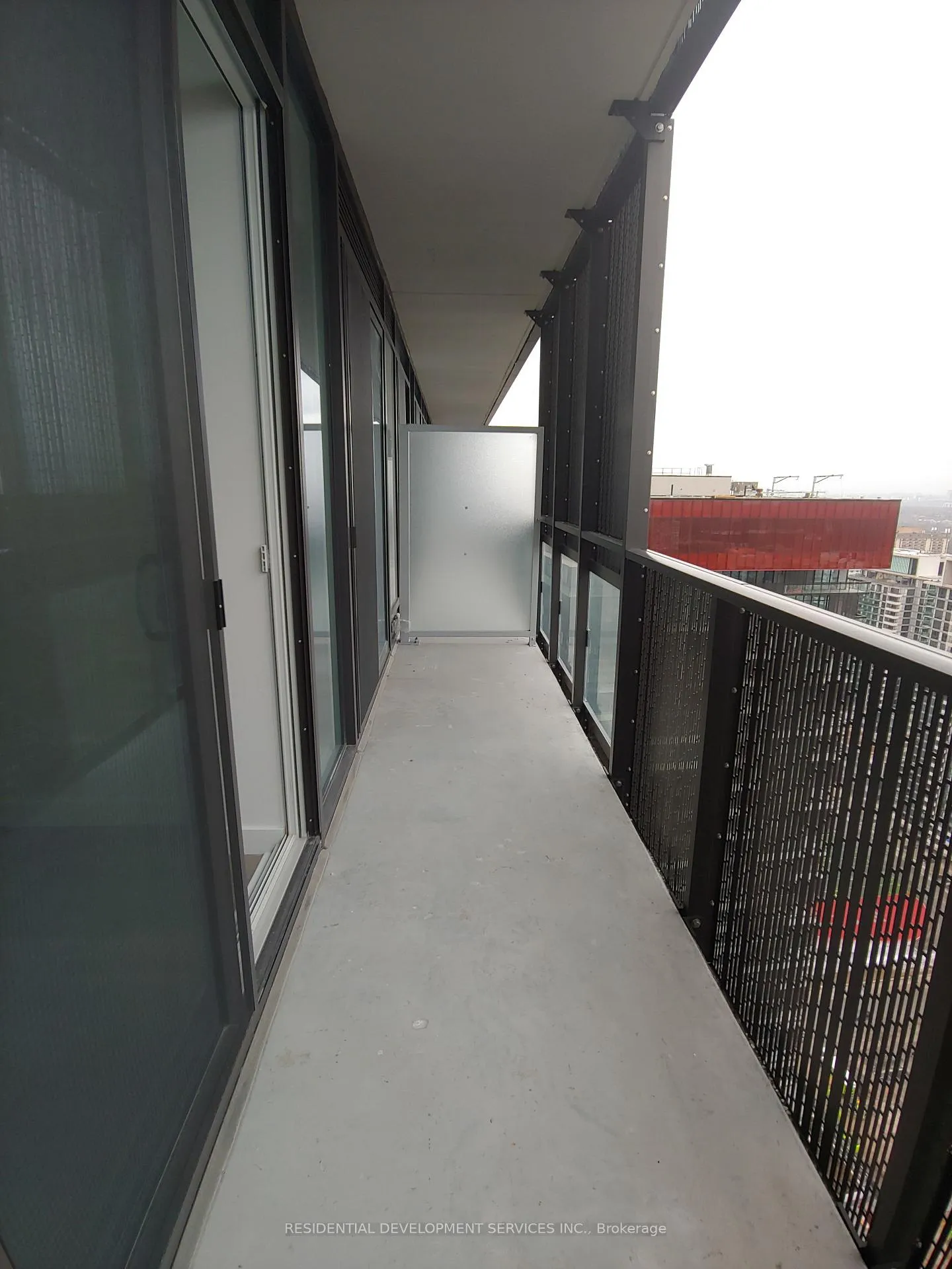 Photo 9 of Unit 3410, 8 Eglinton Avenue E, Toronto, Mount Pleasant West — HOMEH
