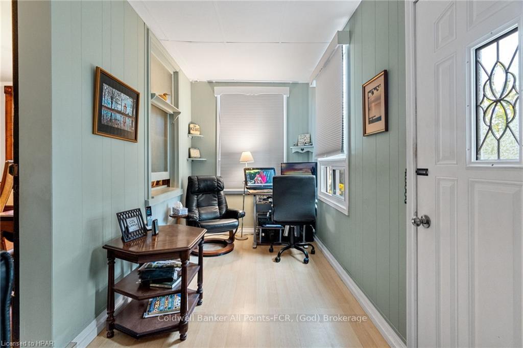 Photo 5 of 110 Quebec Street, Goderich, Goderich (Town) — HOMEH