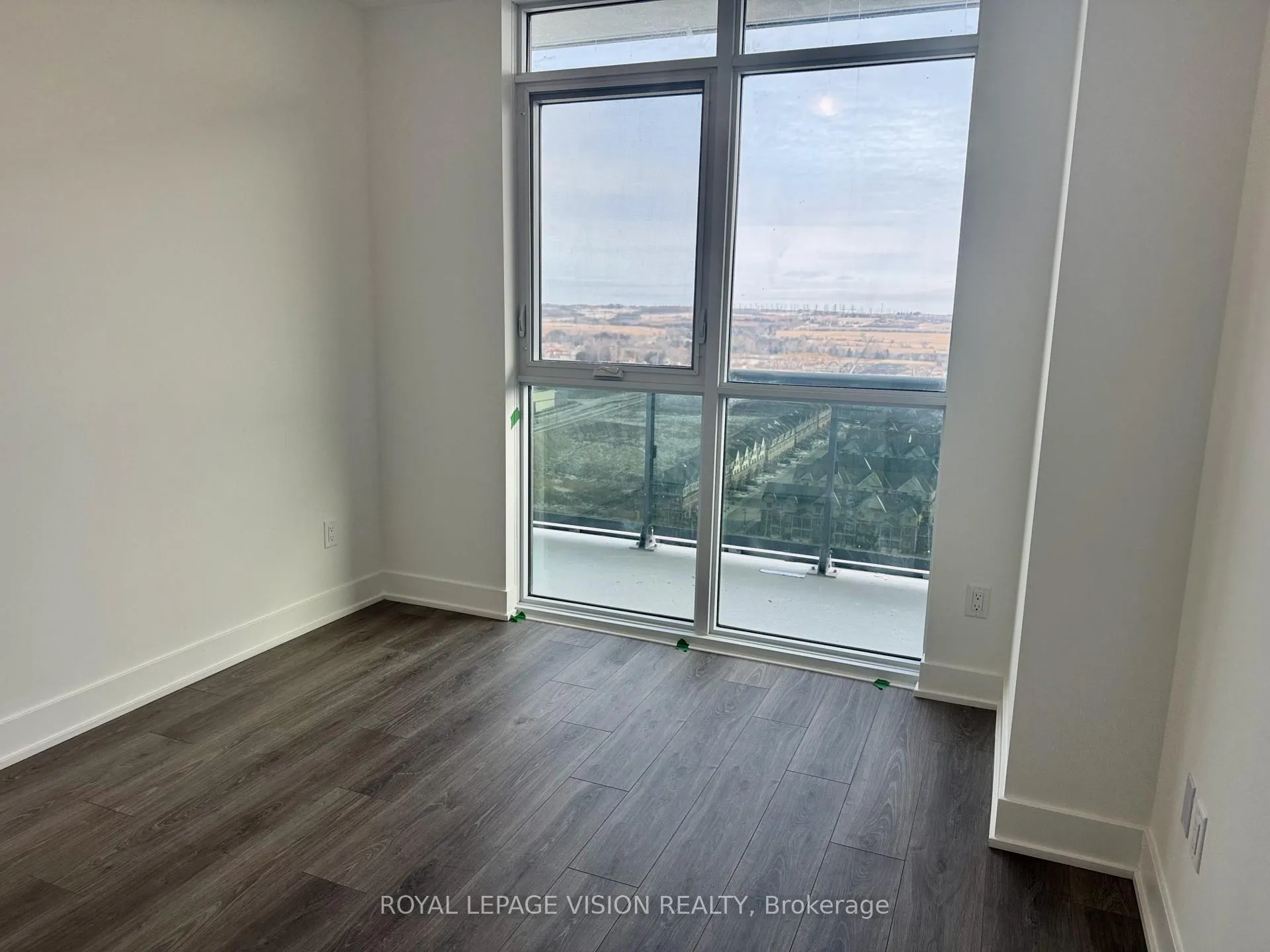 Photo 15 of Unit 1901, 2545 Simcoe Street N, Oshawa, Windfields — HOMEH