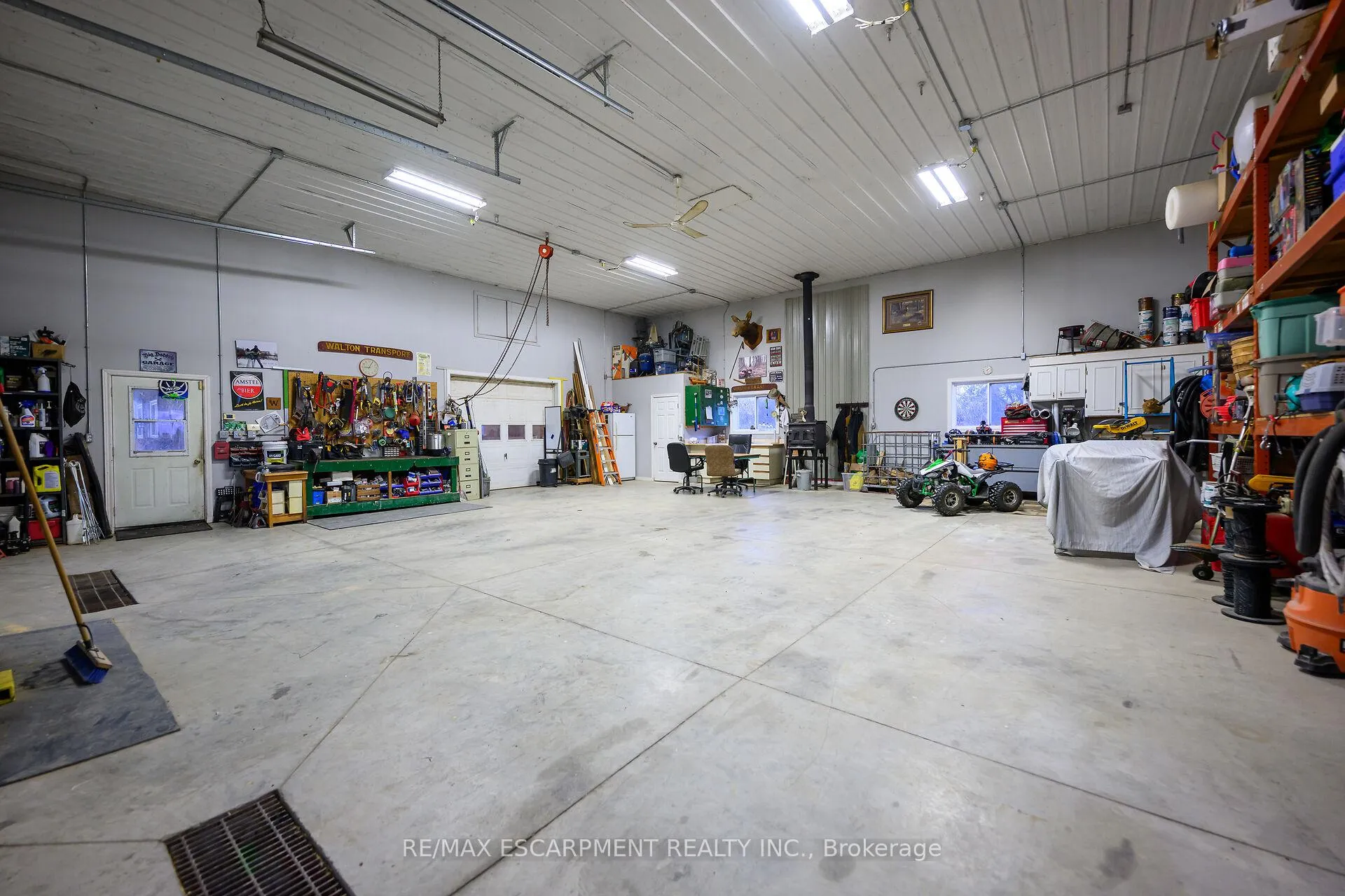 Photo 33 of 389 Junction Road, Haldimand — HOMEH