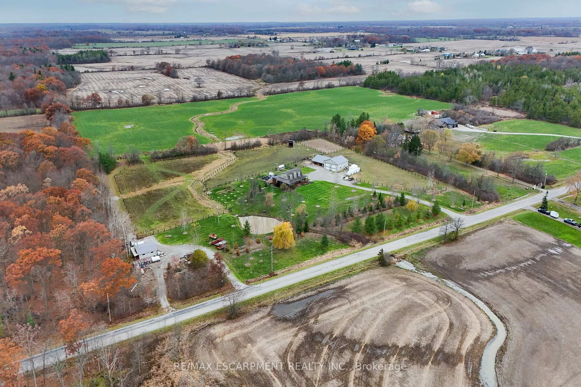 Photo 46 of 389 Junction Road, Haldimand — HOMEH