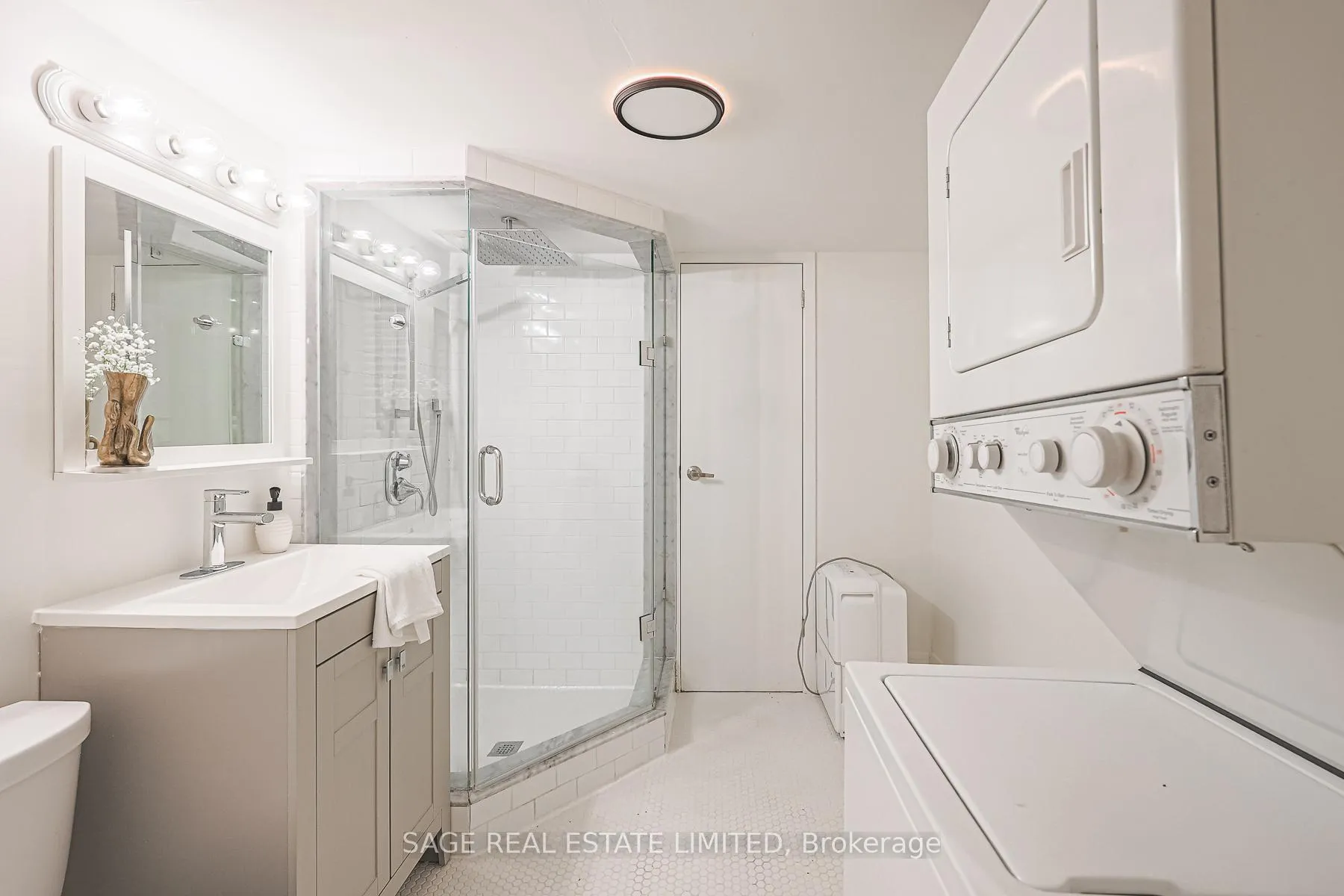 Photo 20 of 140 Strachan Avenue, Toronto, Niagara — HOMEH