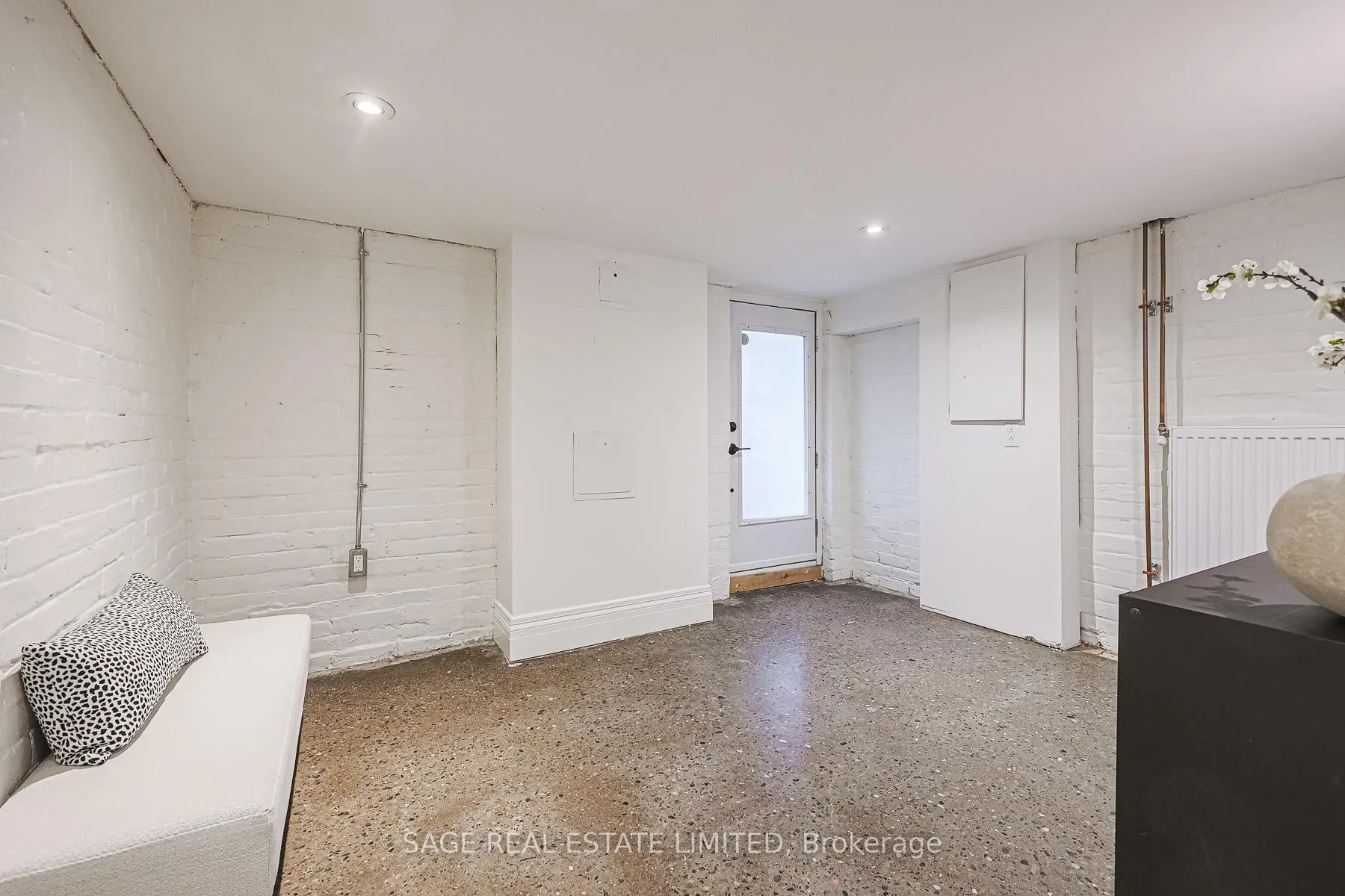 Photo 23 of 140 Strachan Avenue, Toronto, Niagara — HOMEH