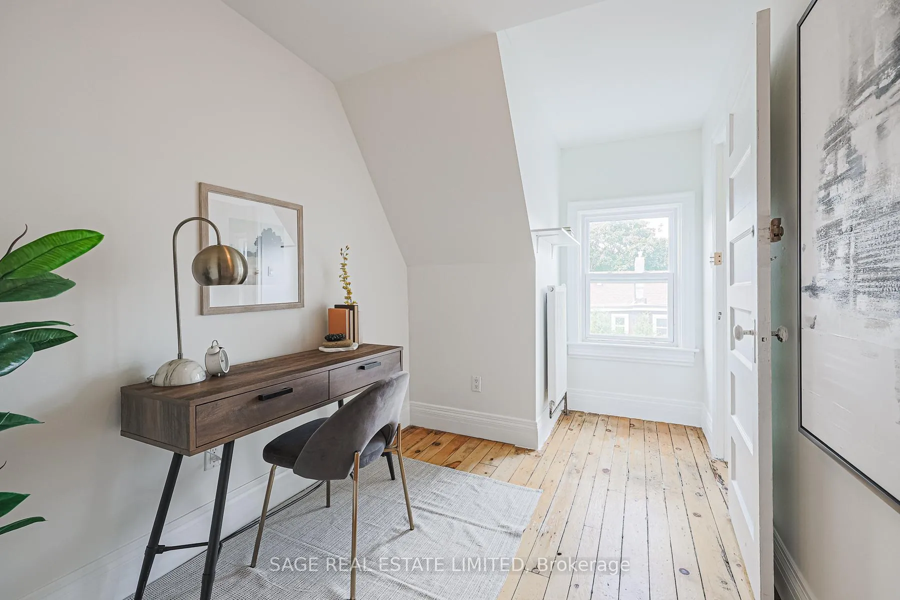 Photo 35 of 140 Strachan Avenue, Toronto, Niagara — HOMEH