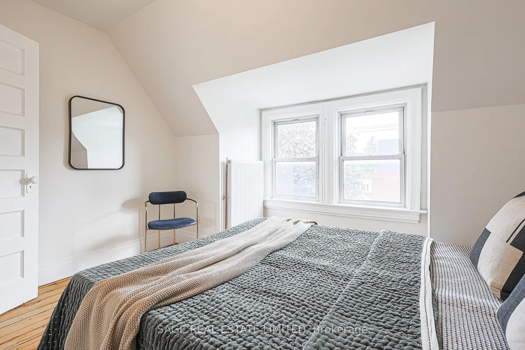 Photo 39 of 140 Strachan Avenue, Toronto, Niagara — HOMEH