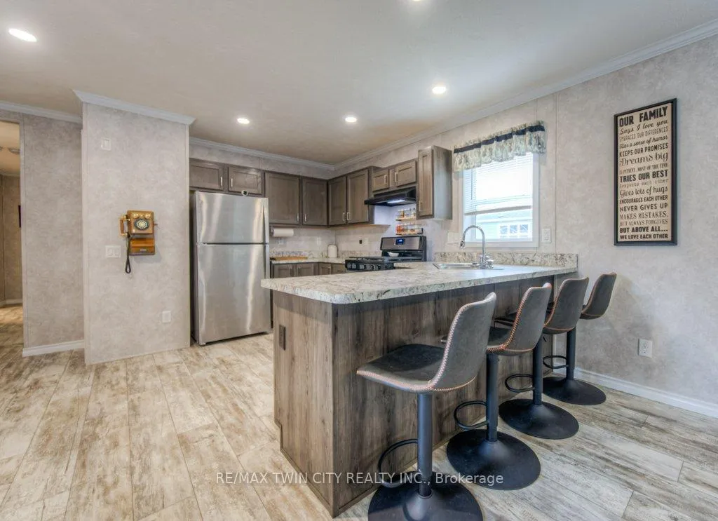 Photo 17 of Unit 517, 99 Fourth Concession Road, Brant, Burford — HOMEH