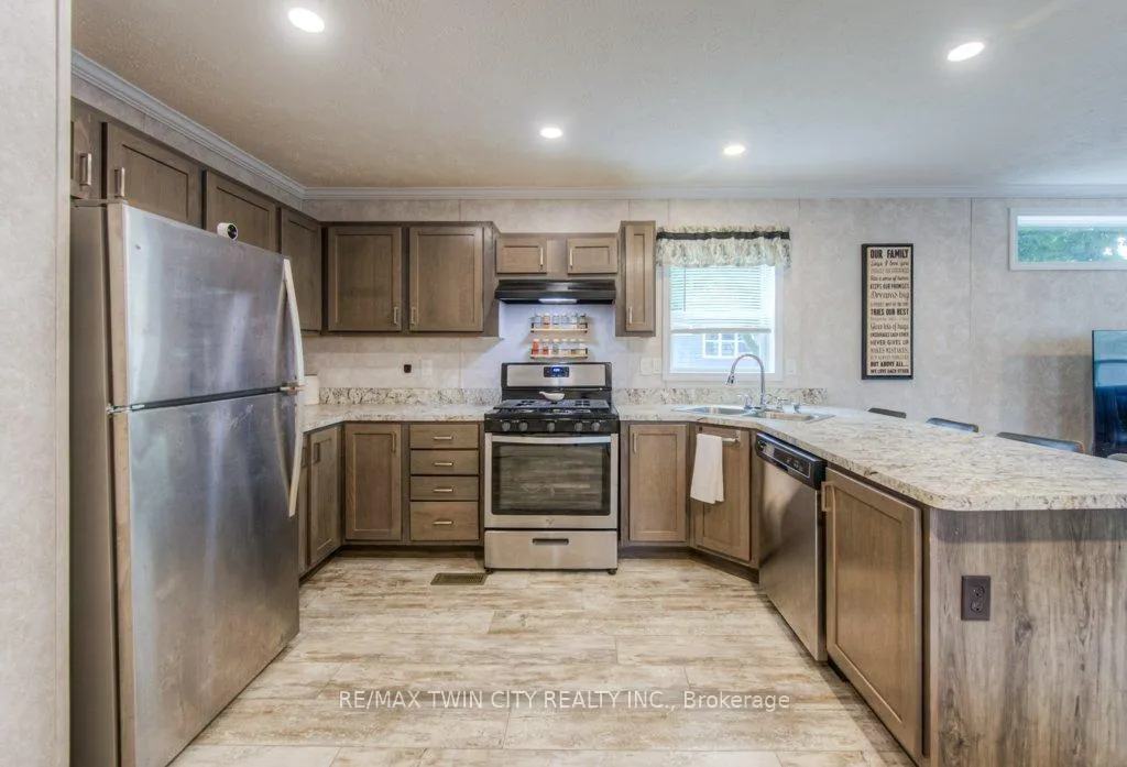 Photo 19 of Unit 517, 99 Fourth Concession Road, Brant, Burford — HOMEH