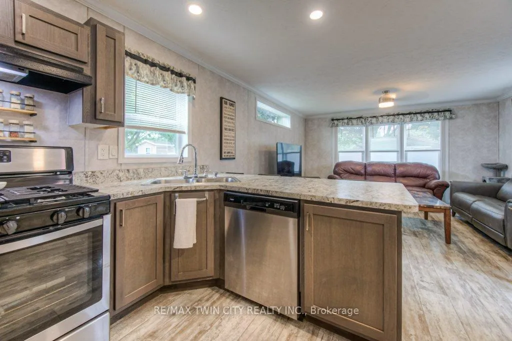 Photo 20 of Unit 517, 99 Fourth Concession Road, Brant, Burford — HOMEH