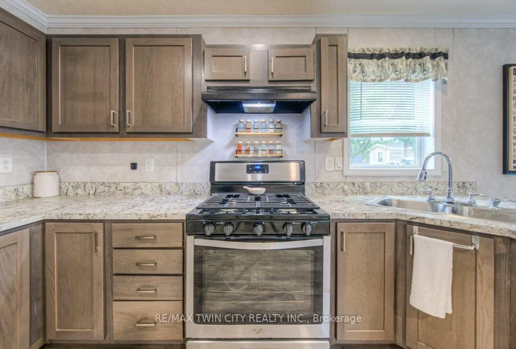 Photo 22 of Unit 517, 99 Fourth Concession Road, Brant, Burford — HOMEH
