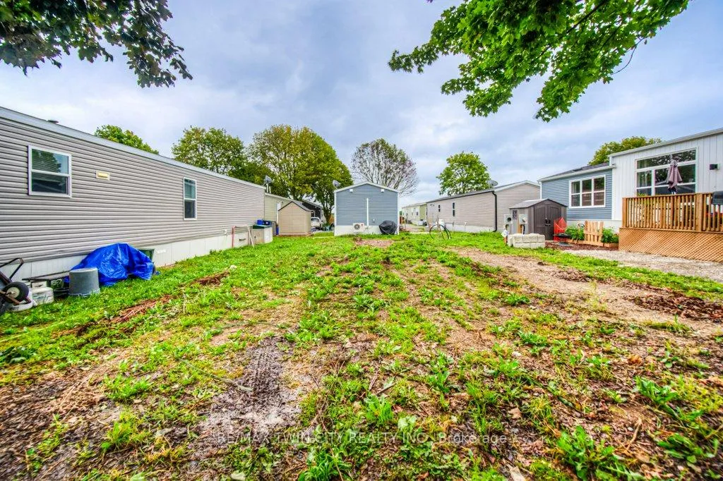 Photo 36 of Unit 517, 99 Fourth Concession Road, Brant, Burford — HOMEH