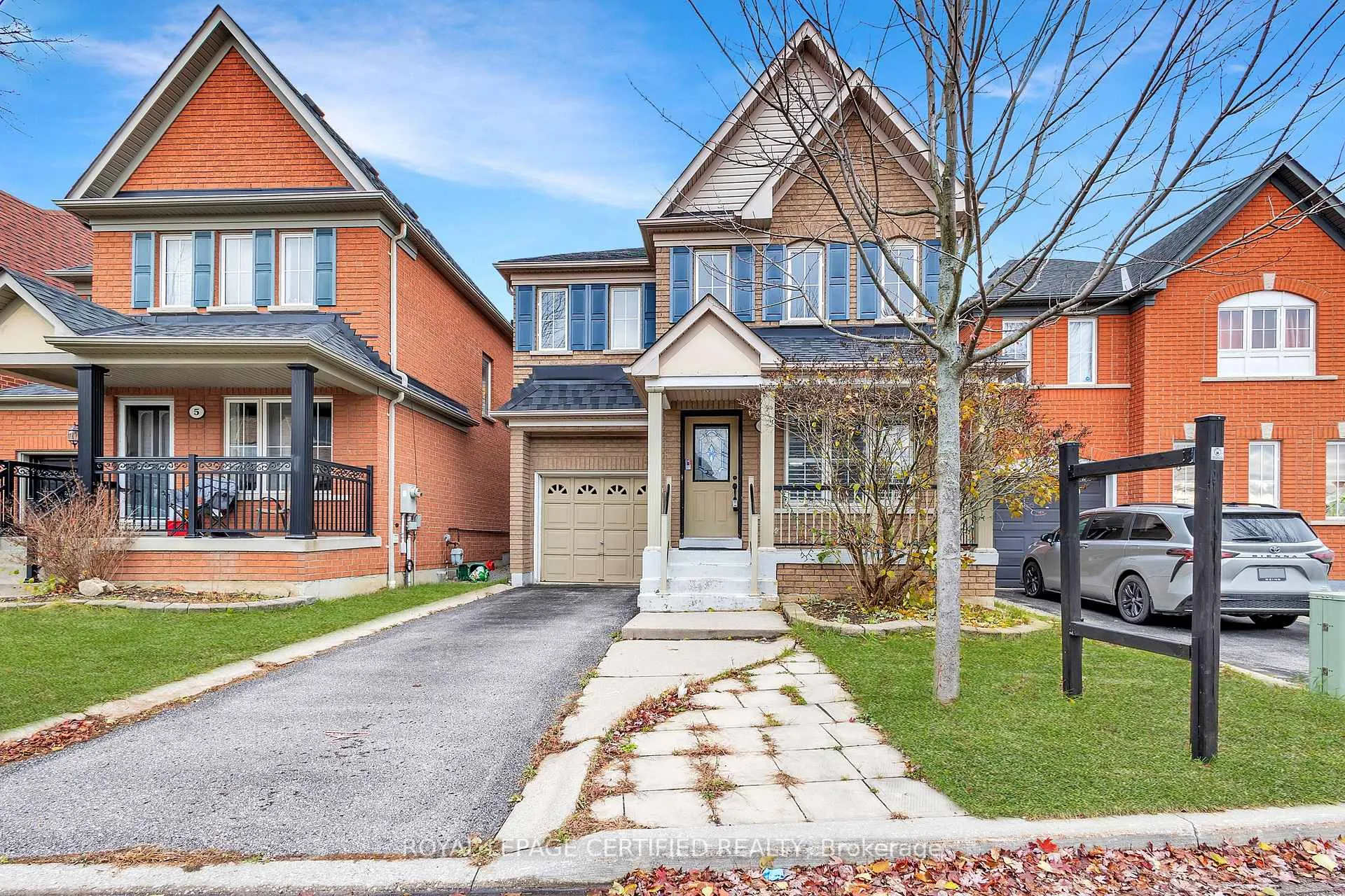 Photo 1 of 3 Tansley Crescent, Ajax, Northeast Ajax — HOMEH