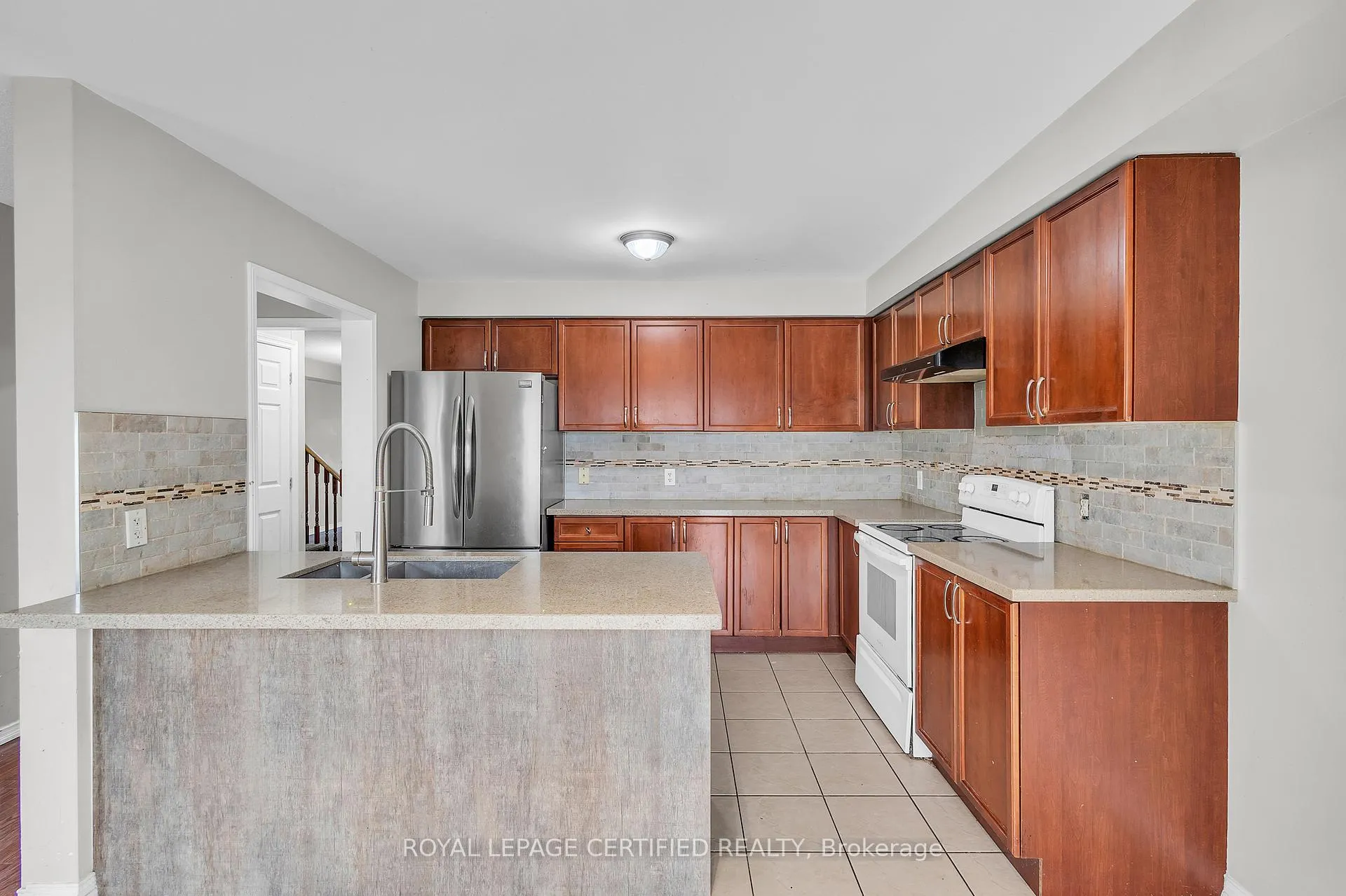 Photo 7 of 3 Tansley Crescent, Ajax, Northeast Ajax — HOMEH