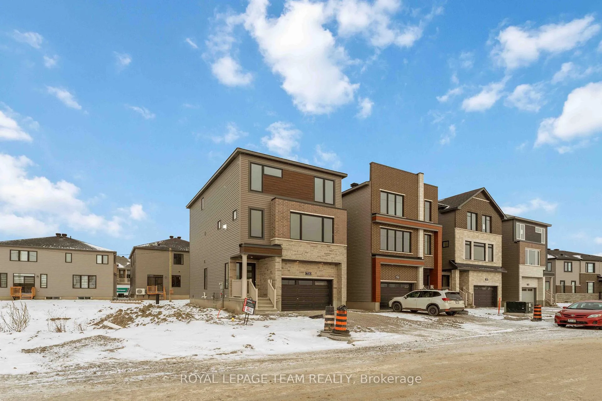 Photo 2 of 714 Jennie Trout Terrace, Ottawa, Kanata - Morgan's Grant/South March — HOMEH