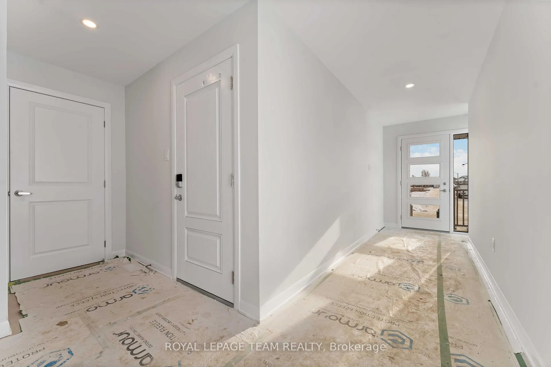 Photo 3 of 714 Jennie Trout Terrace, Ottawa, Kanata - Morgan's Grant/South March — HOMEH