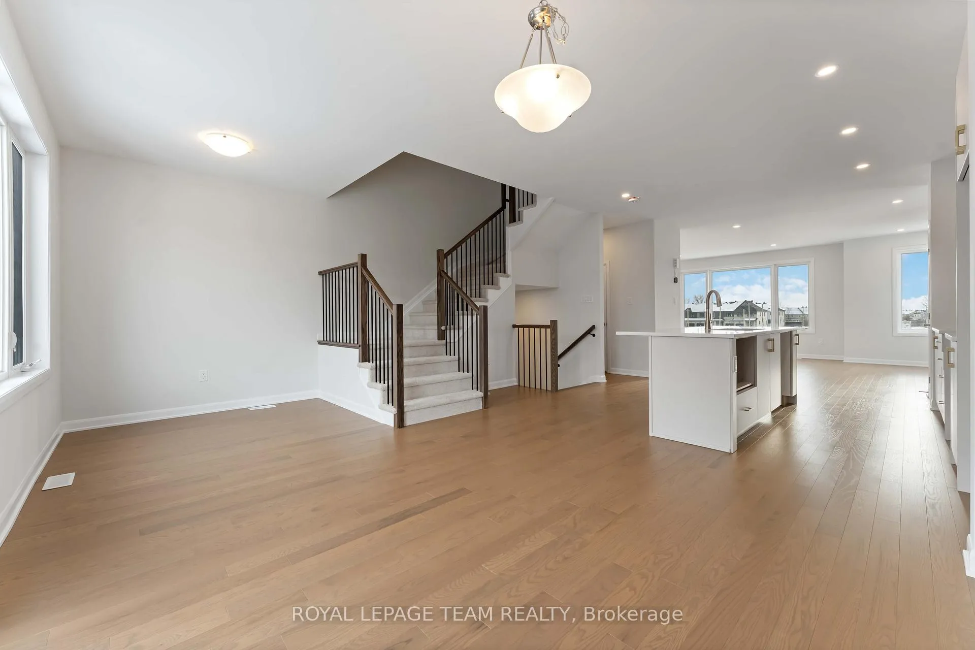 Photo 12 of 714 Jennie Trout Terrace, Ottawa, Kanata - Morgan's Grant/South March — HOMEH