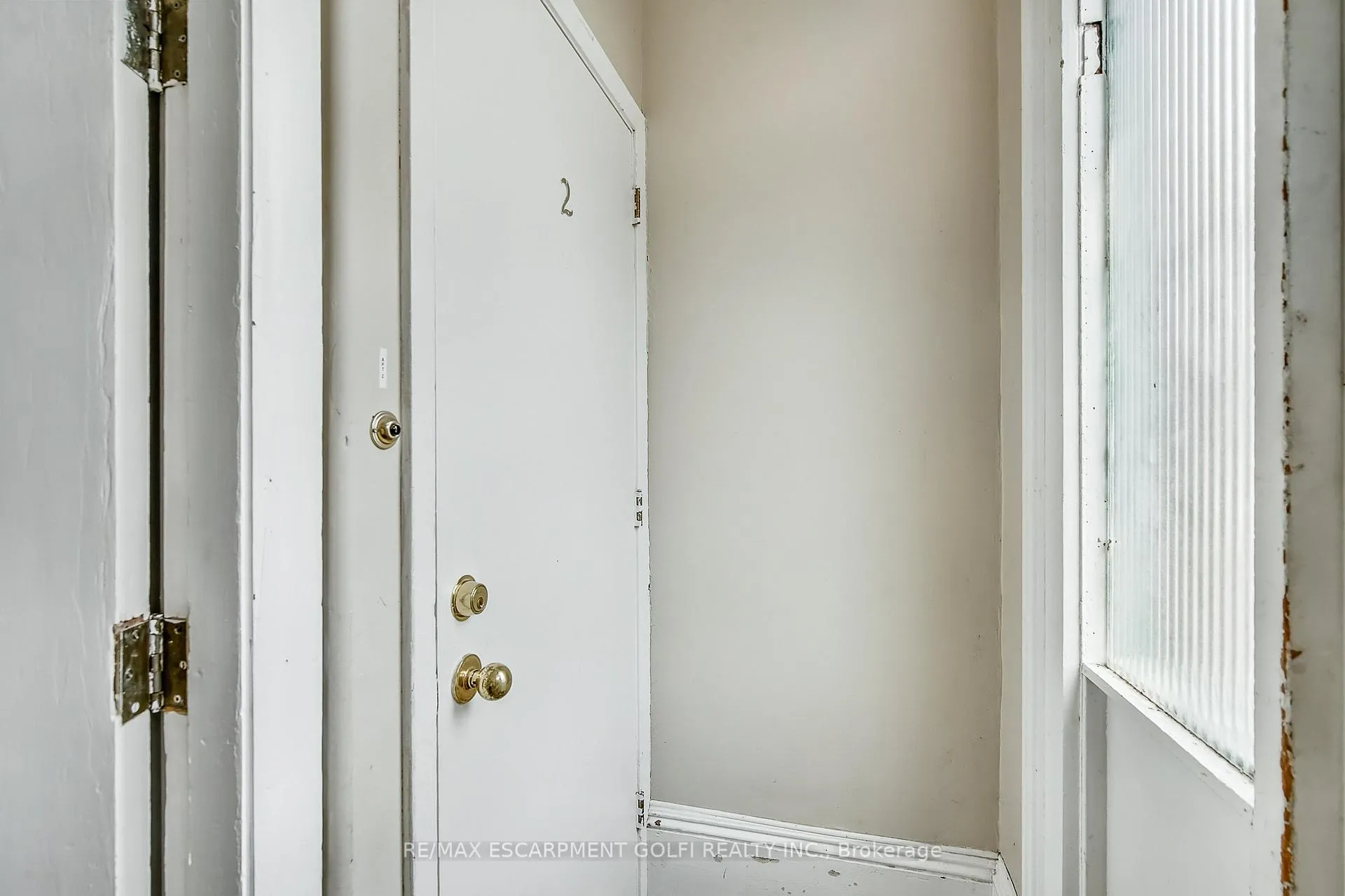 Photo 17 of 19 York Street, St. Catharines, Downtown — HOMEH