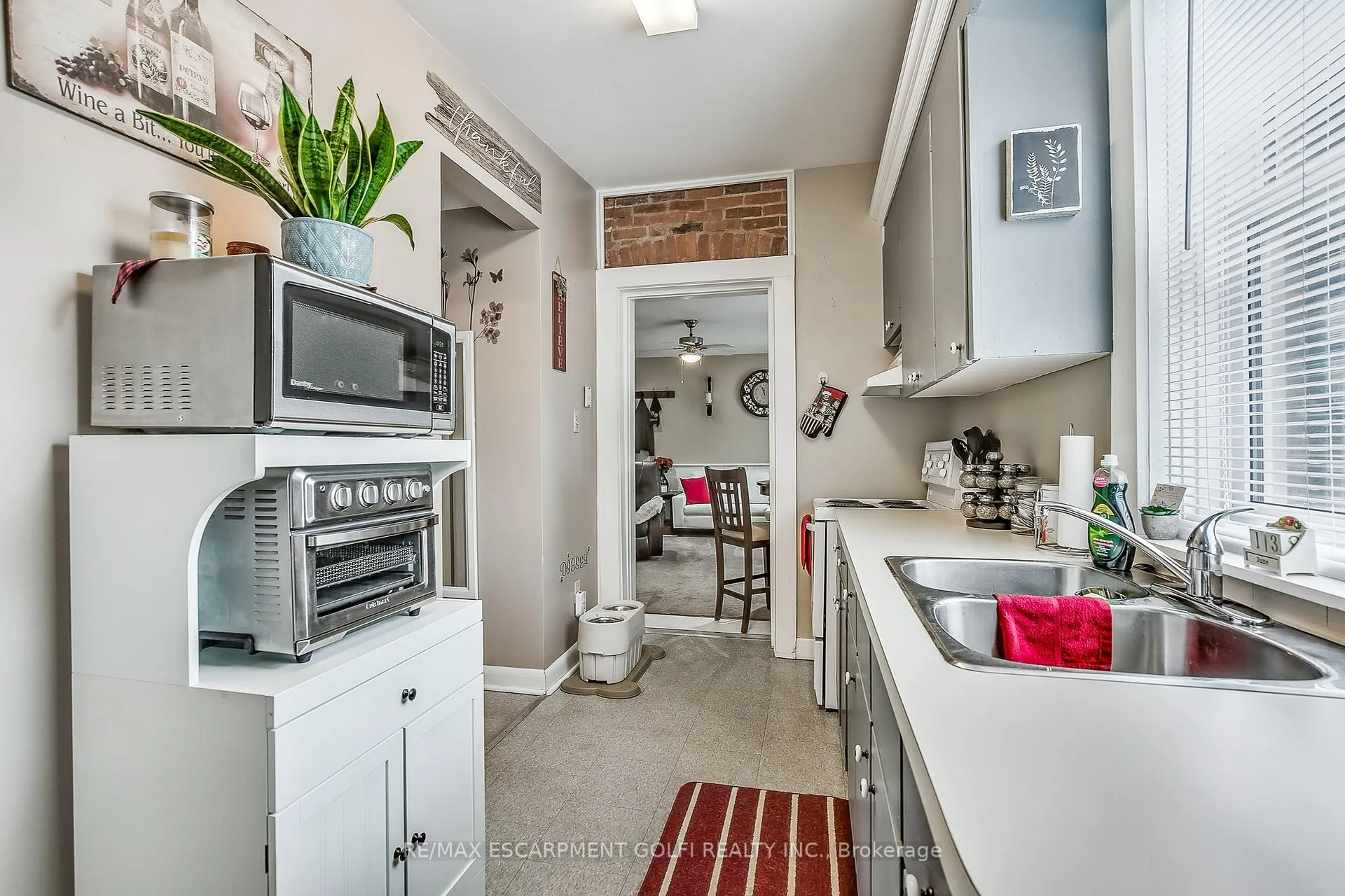 Photo 25 of 19 York Street, St. Catharines, Downtown — HOMEH