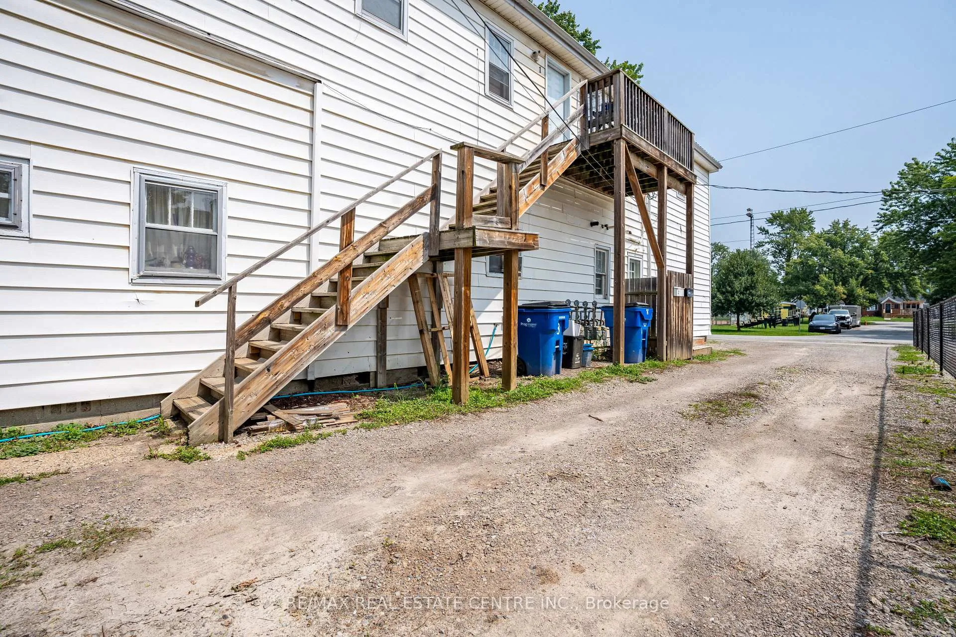 Photo 3 of 567 Duncan Street, Chatham-Kent, Wallaceburg — HOMEH