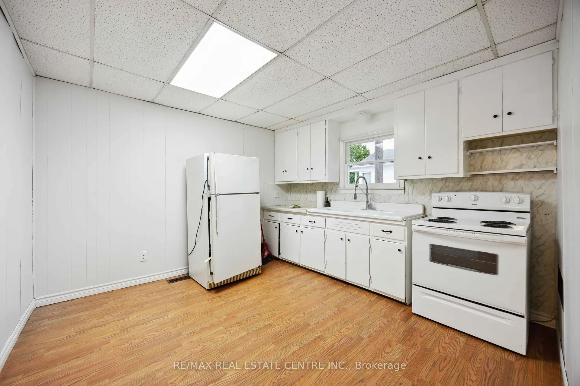 Photo 18 of 567 Duncan Street, Chatham-Kent, Wallaceburg — HOMEH