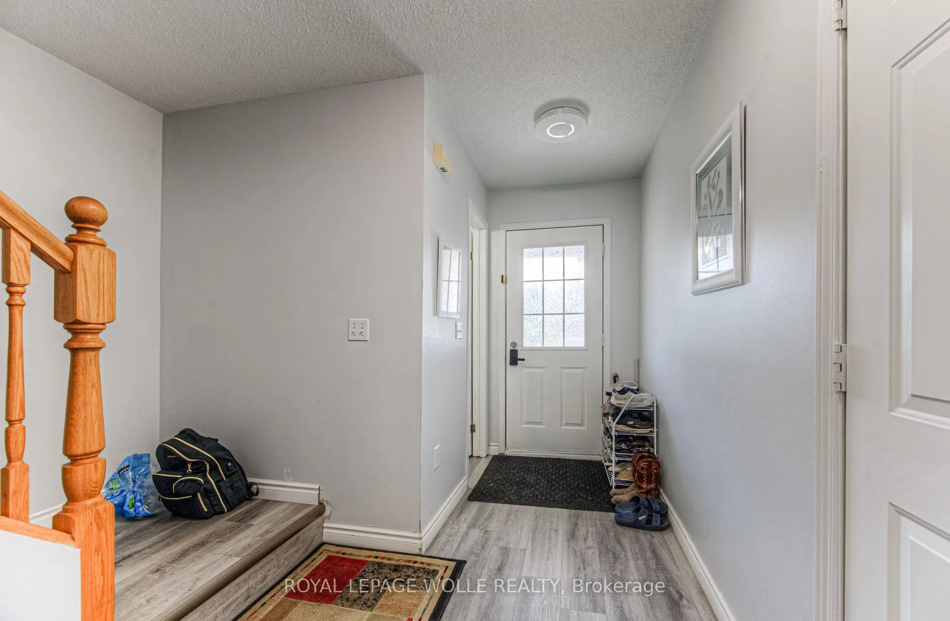 Photo 6 of 574 Bonavista Drive, Waterloo — HOMEH