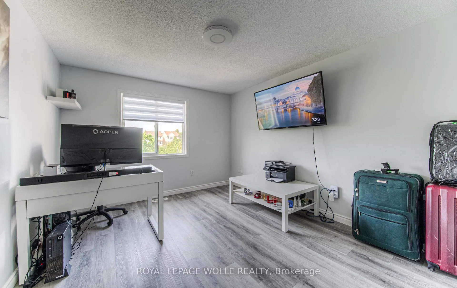 Photo 22 of 574 Bonavista Drive, Waterloo — HOMEH