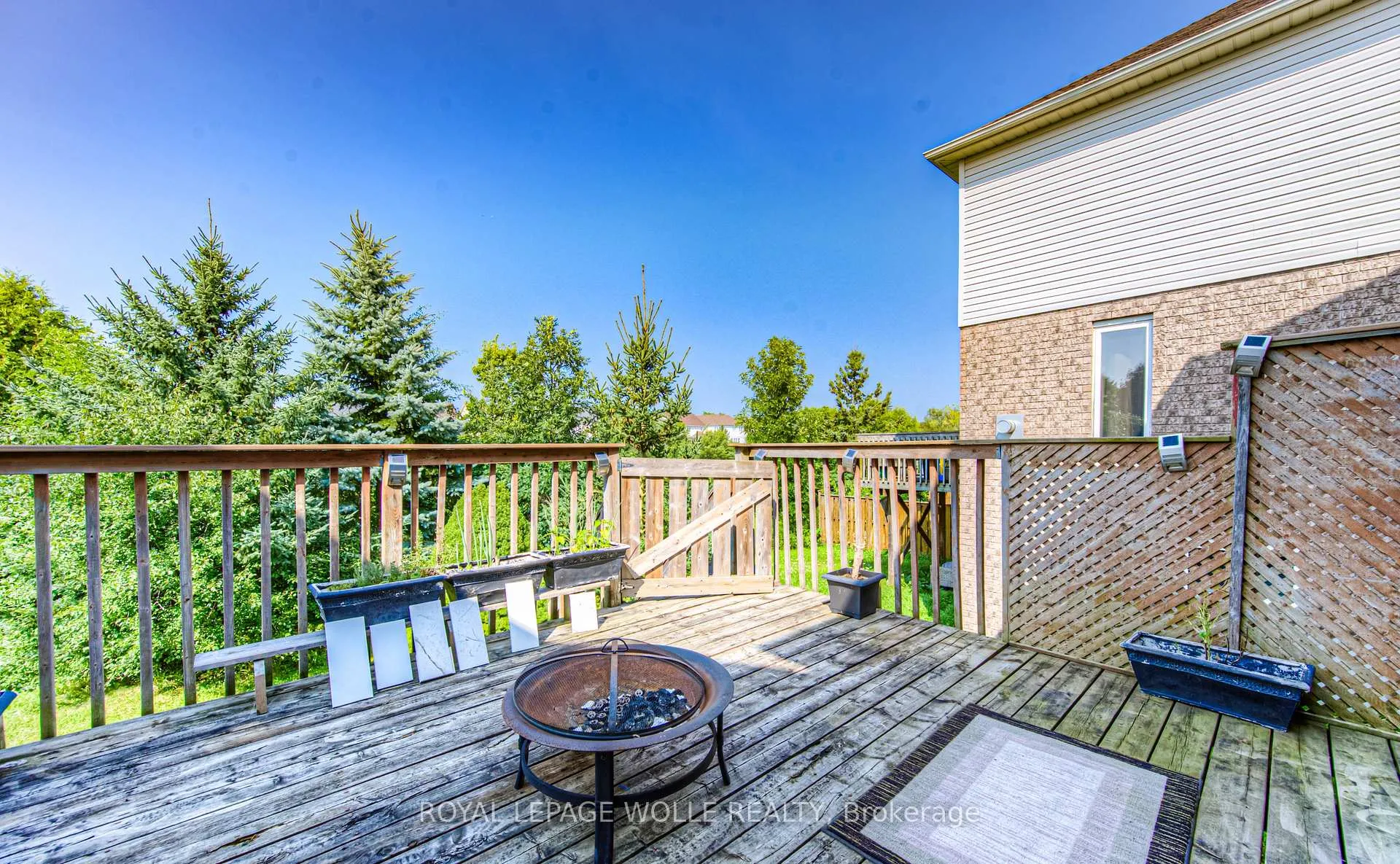 Photo 27 of 574 Bonavista Drive, Waterloo — HOMEH