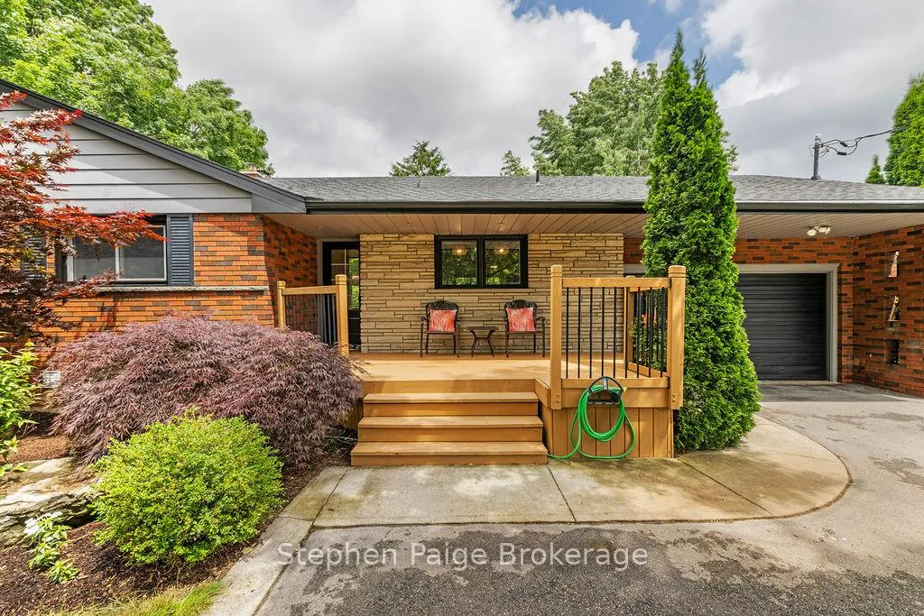 Photo 2 of 330 Ofield Road S, Hamilton, Greensville — HOMEH