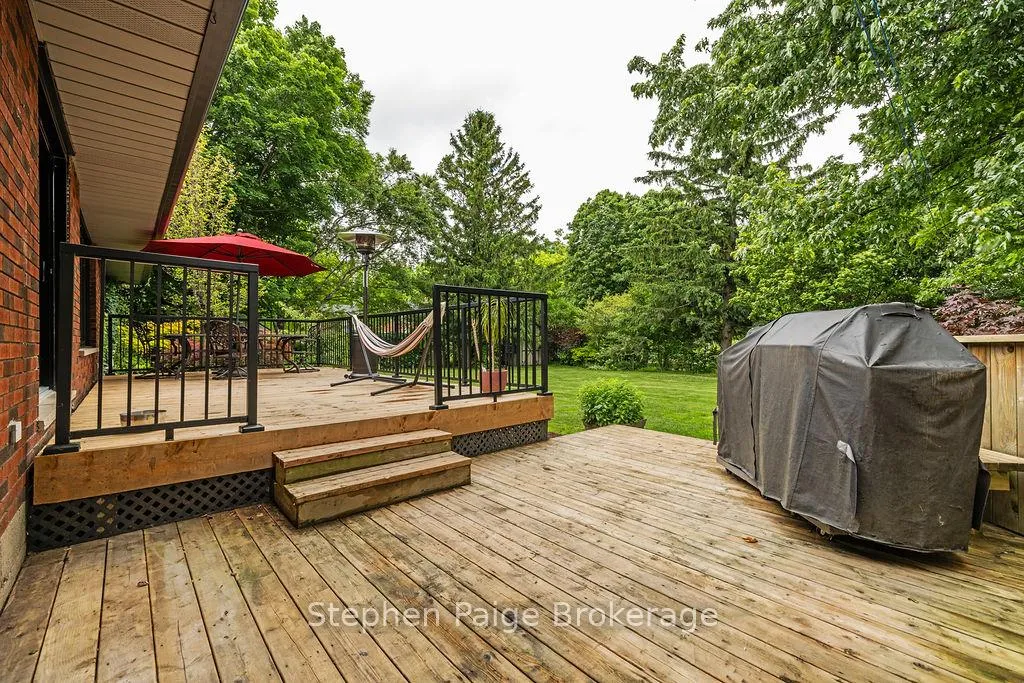 Photo 4 of 330 Ofield Road S, Hamilton, Greensville — HOMEH