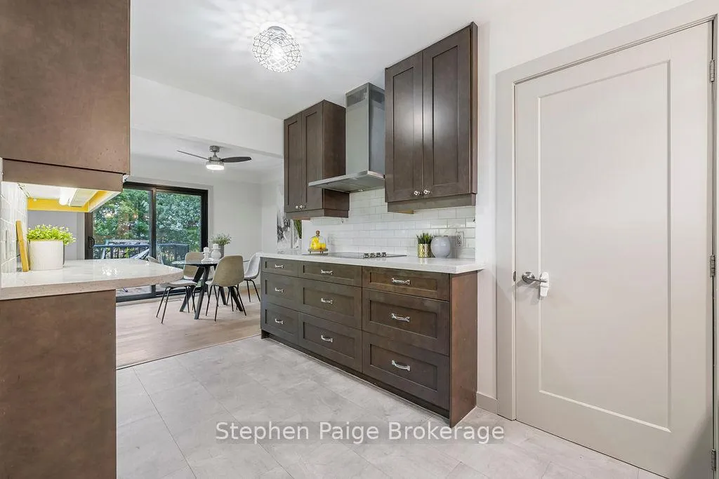 Photo 13 of 330 Ofield Road S, Hamilton, Greensville — HOMEH