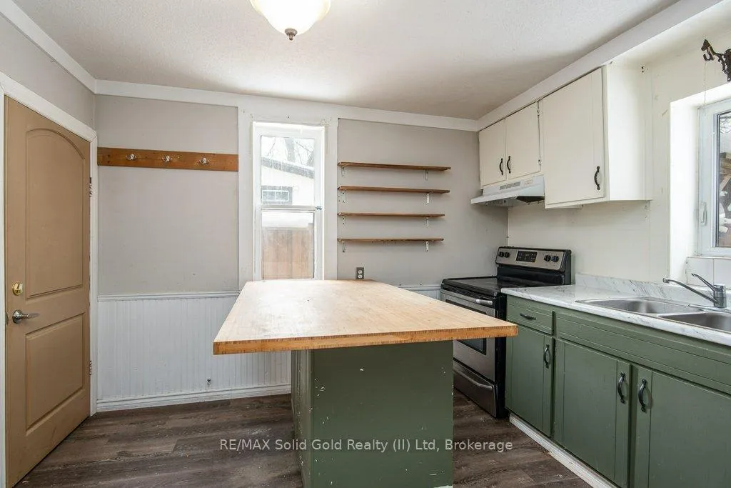 Photo 27 of 40 Krug Street, Kitchener — HOMEH