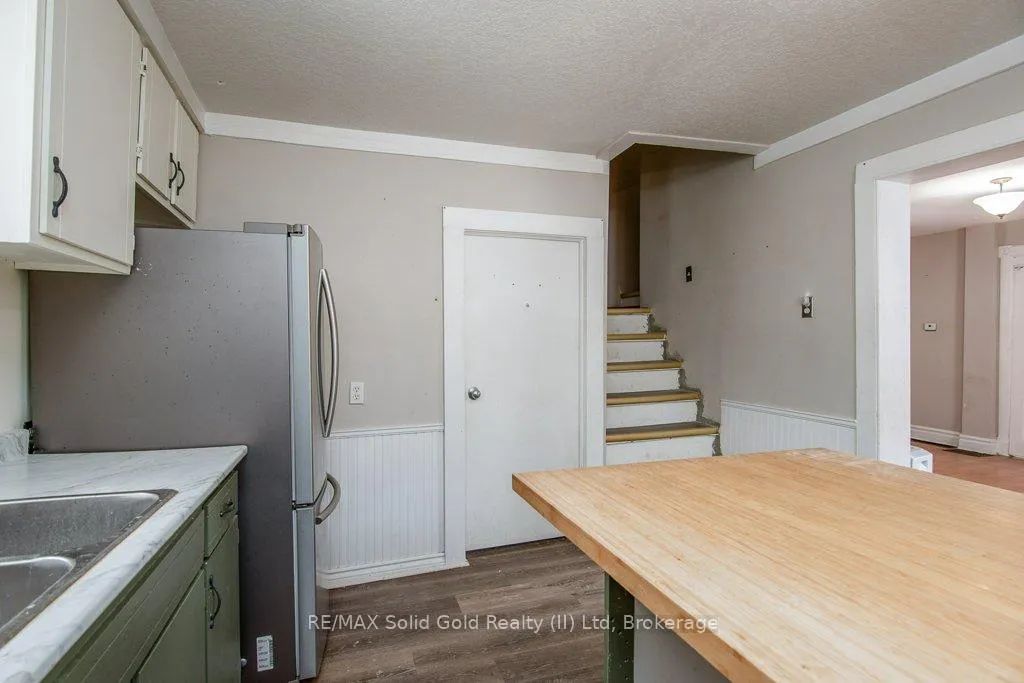 Photo 30 of 40 Krug Street, Kitchener — HOMEH