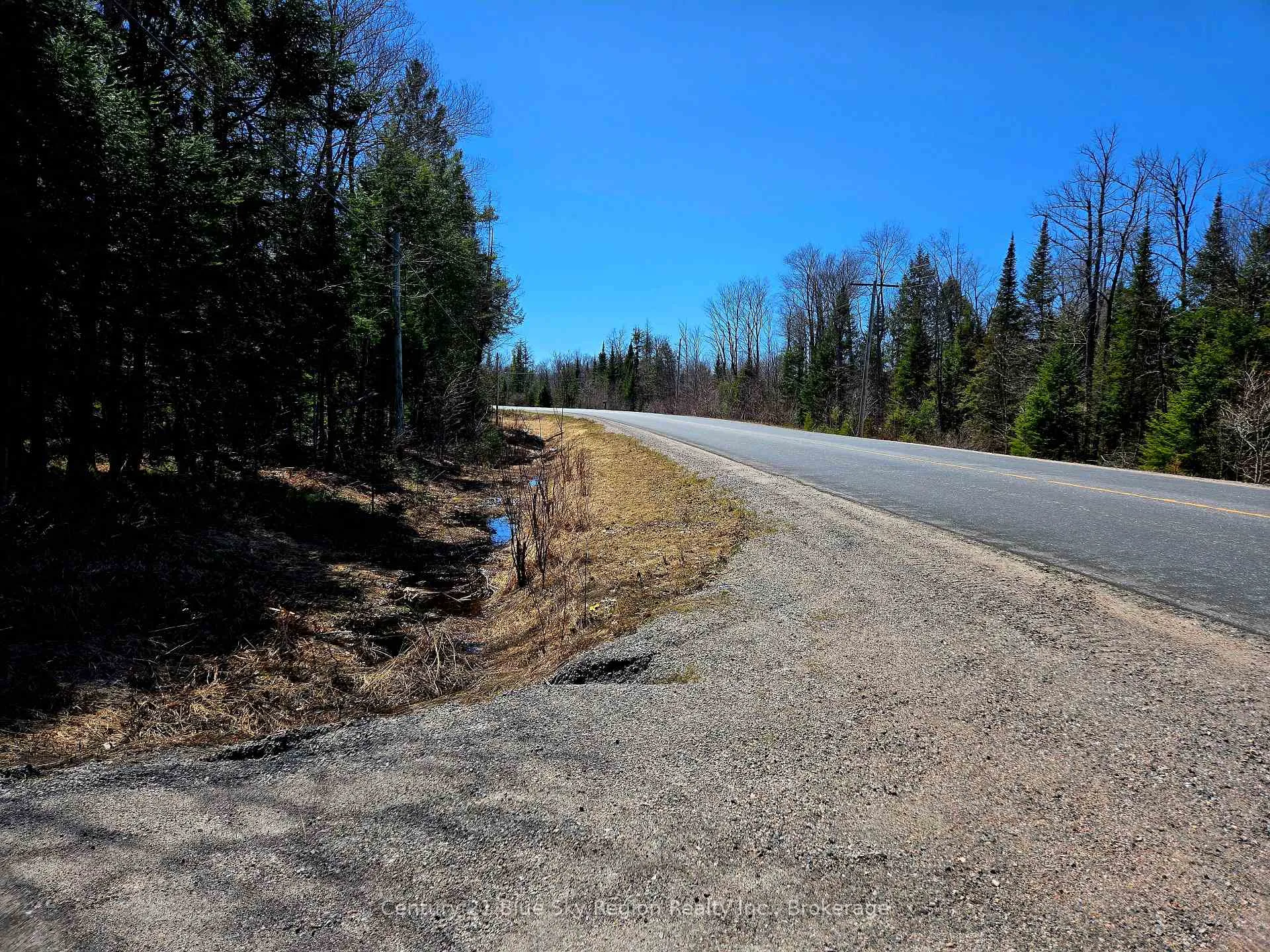 Photo 4 of 3267 Highway 534, Nipissing — HOMEH