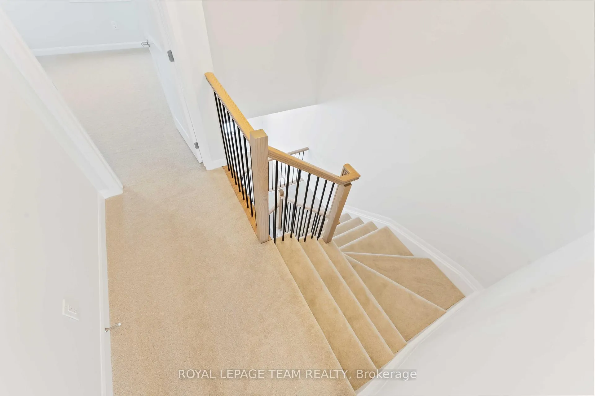Photo 16 of 718 Jennie Trout Terrace, Ottawa, Kanata - Morgan's Grant/South March — HOMEH