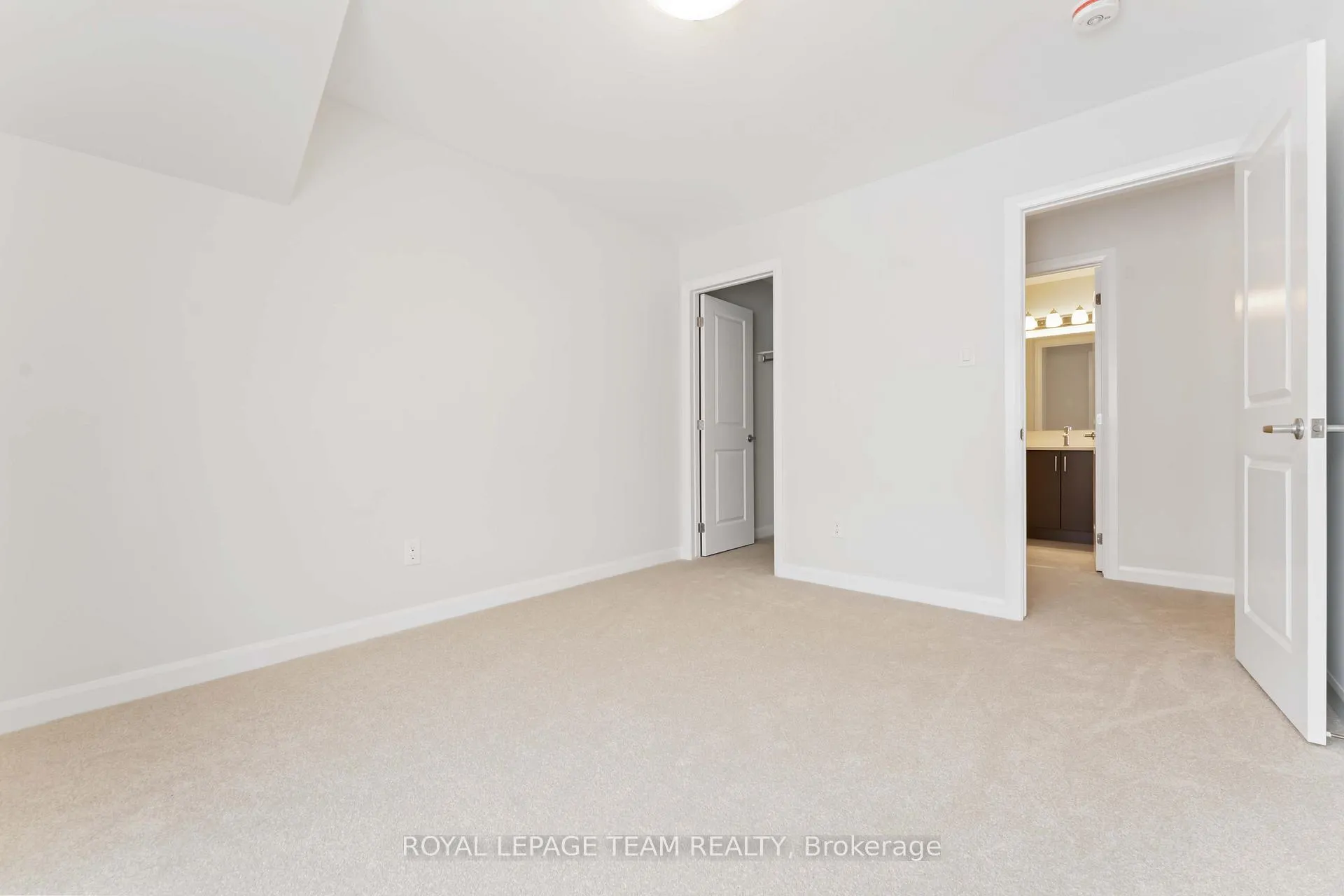 Photo 24 of 718 Jennie Trout Terrace, Ottawa, Kanata - Morgan's Grant/South March — HOMEH