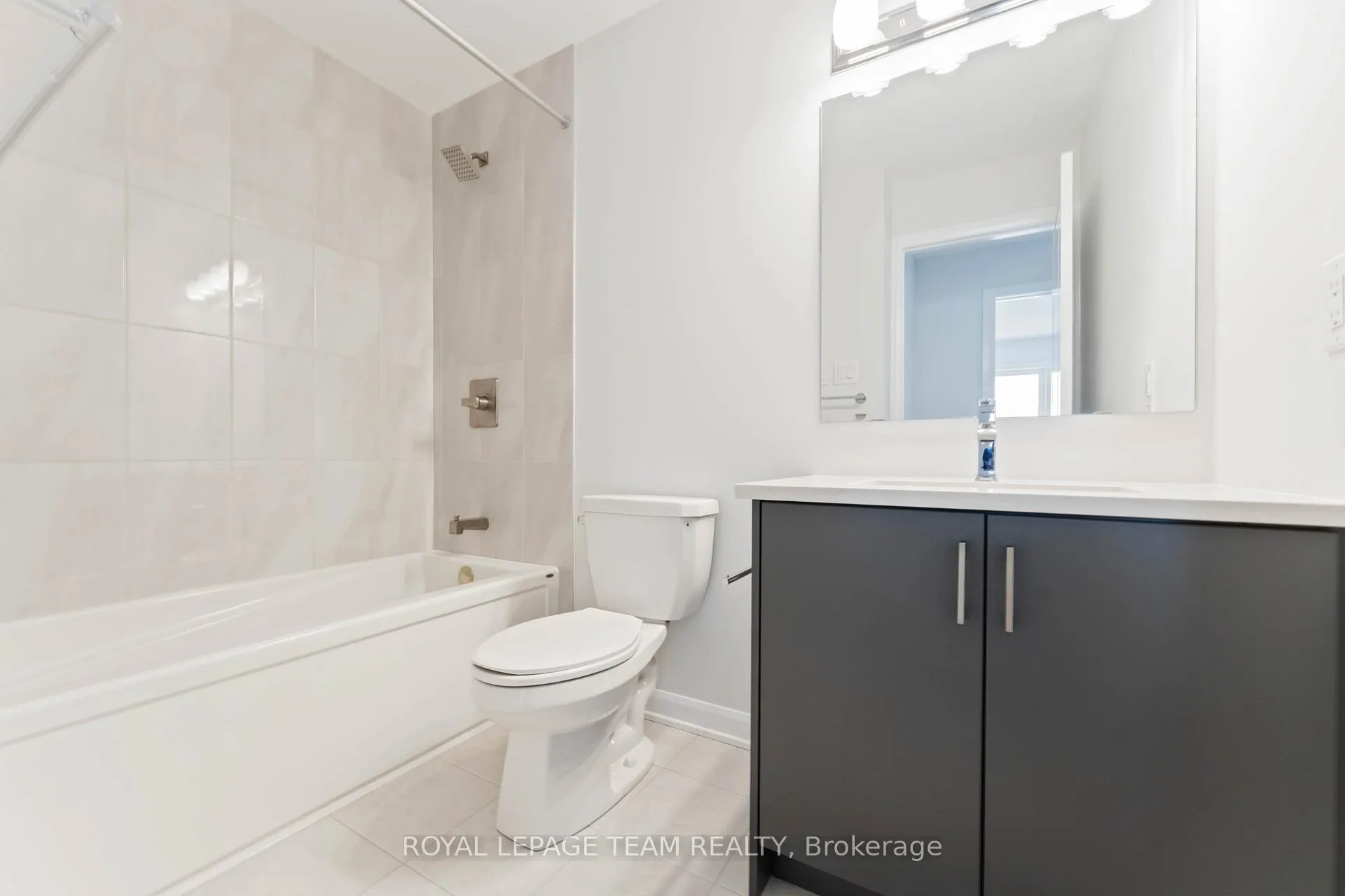 Photo 25 of 718 Jennie Trout Terrace, Ottawa, Kanata - Morgan's Grant/South March — HOMEH