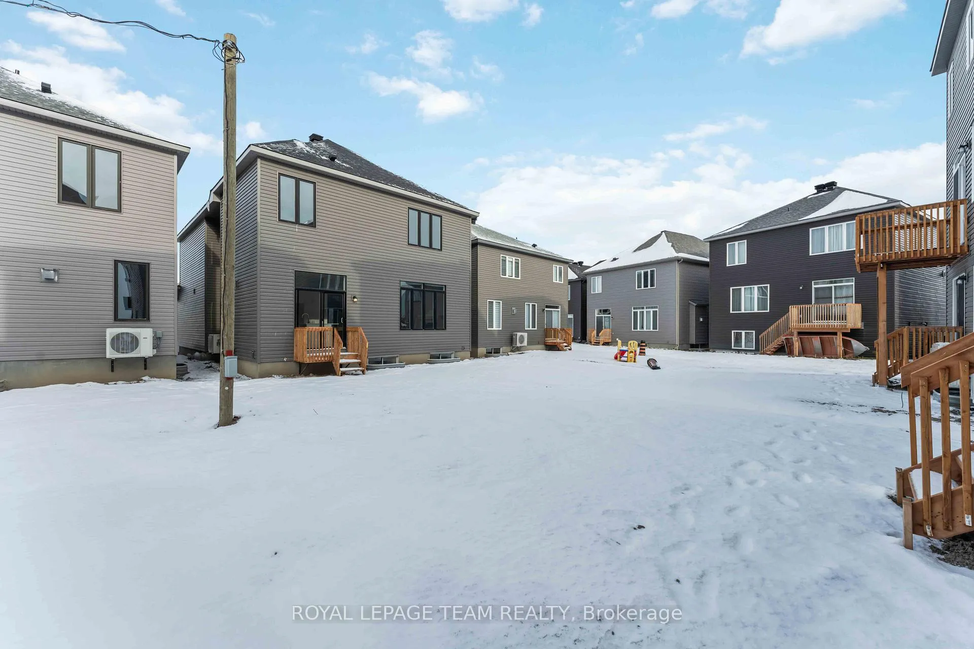 Photo 30 of 718 Jennie Trout Terrace, Ottawa, Kanata - Morgan's Grant/South March — HOMEH