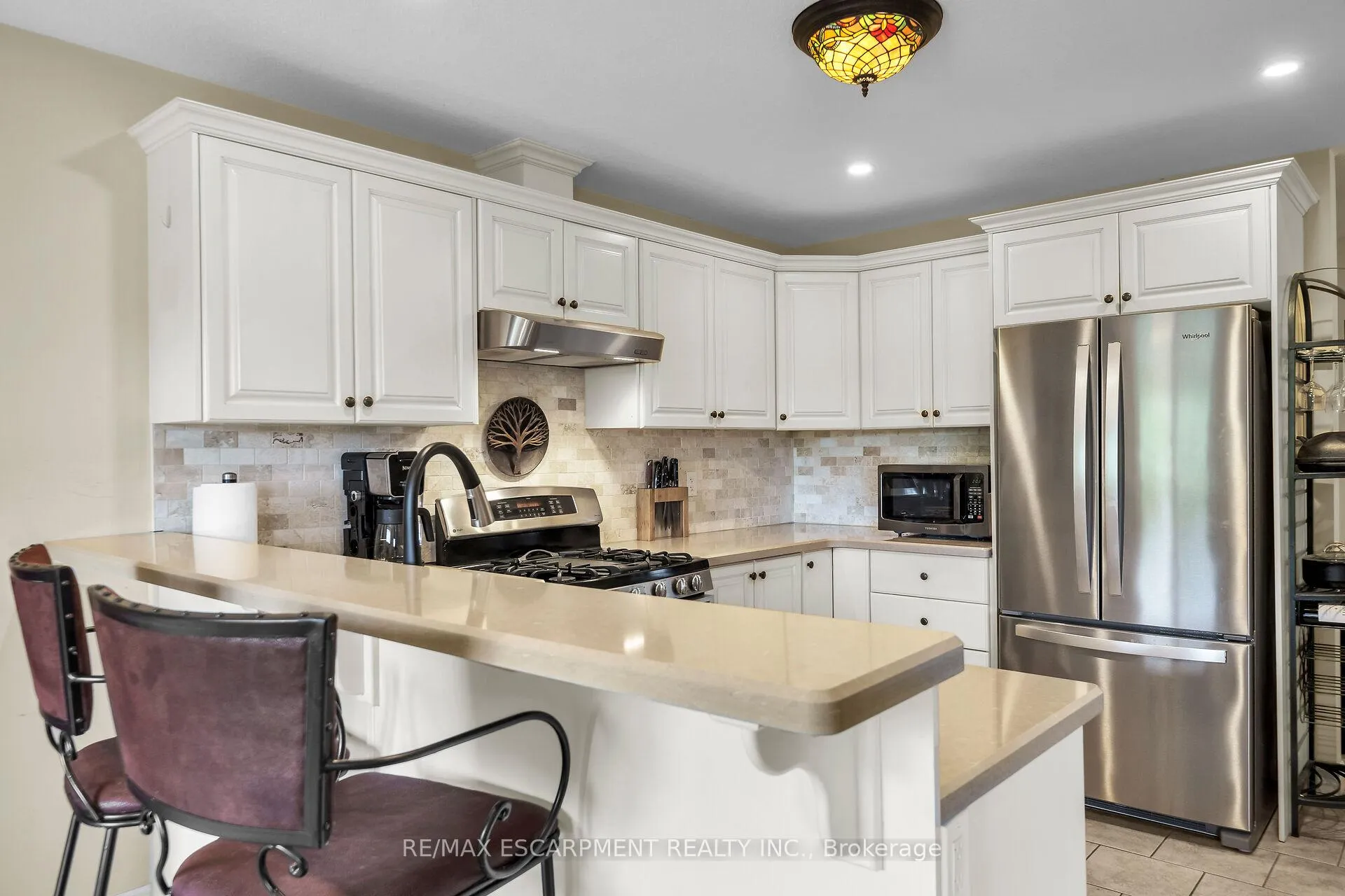 Photo 13 of 19 Hudson Drive, Haldimand — HOMEH