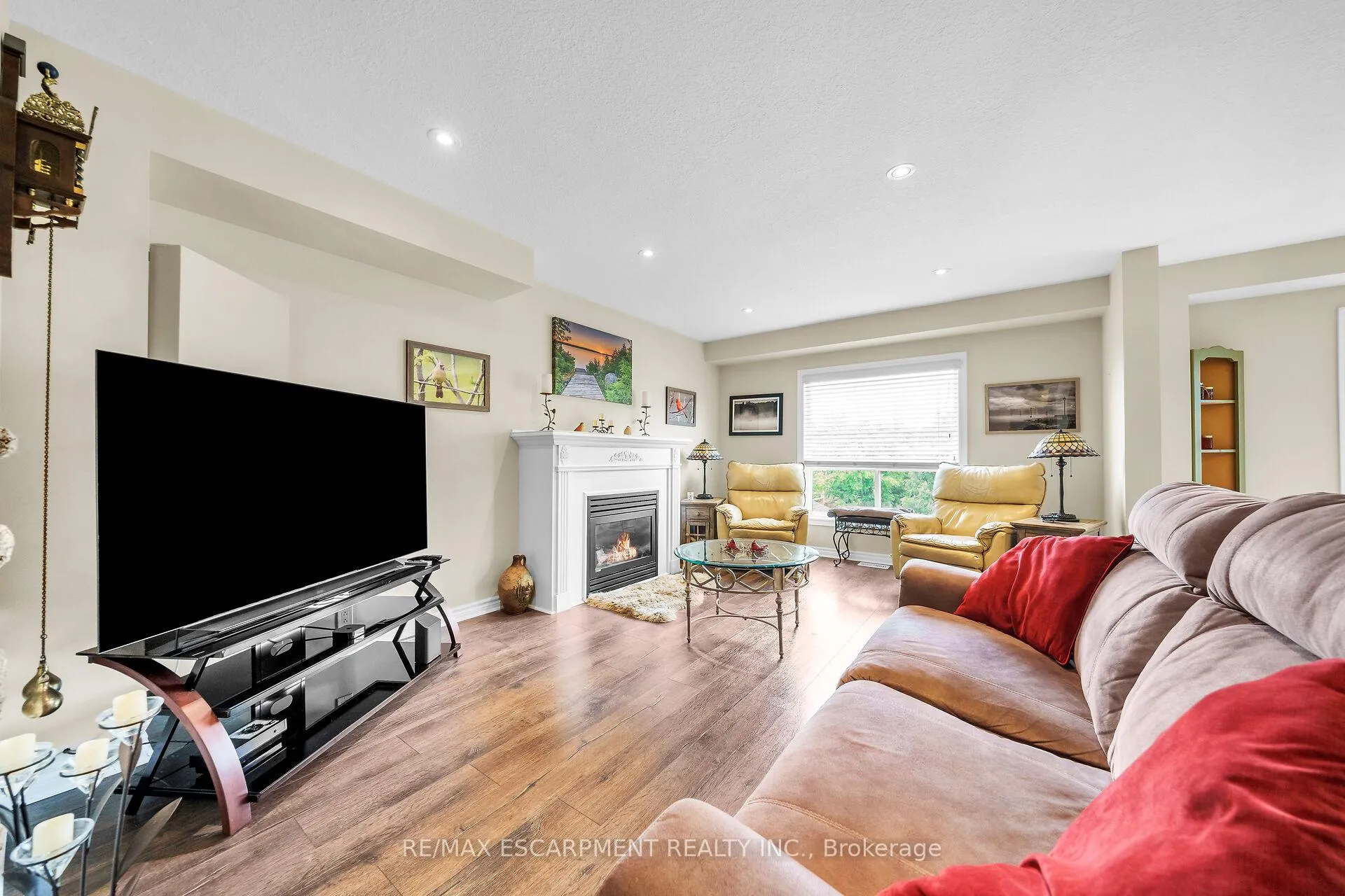 Photo 19 of 19 Hudson Drive, Haldimand — HOMEH