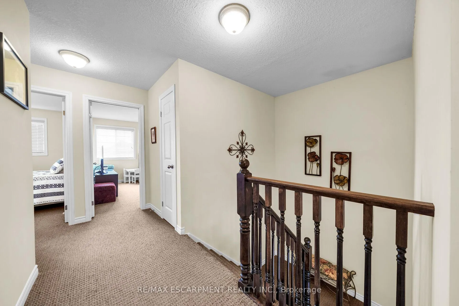 Photo 22 of 19 Hudson Drive, Haldimand — HOMEH
