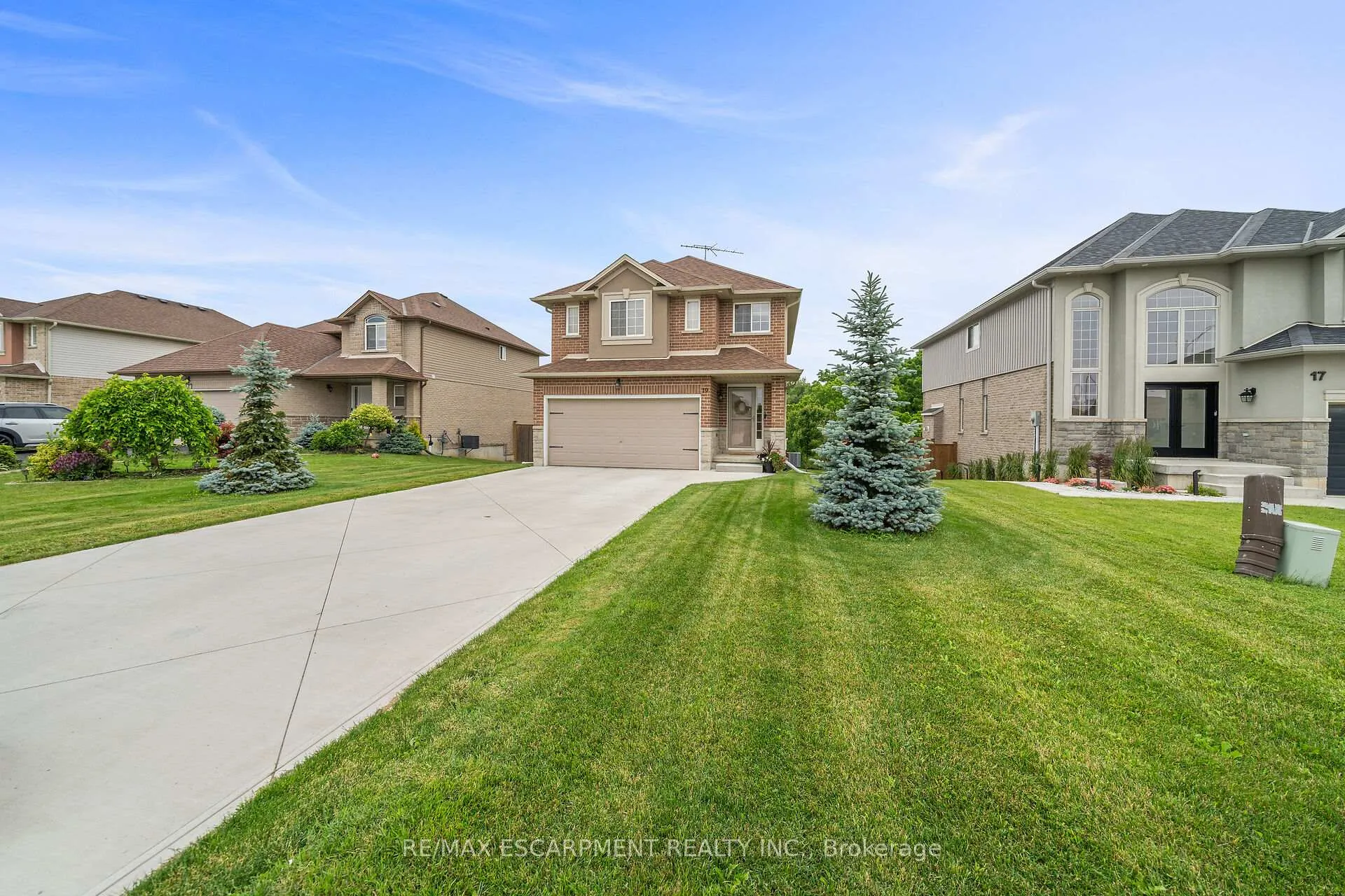 Photo 48 of 19 Hudson Drive, Haldimand — HOMEH