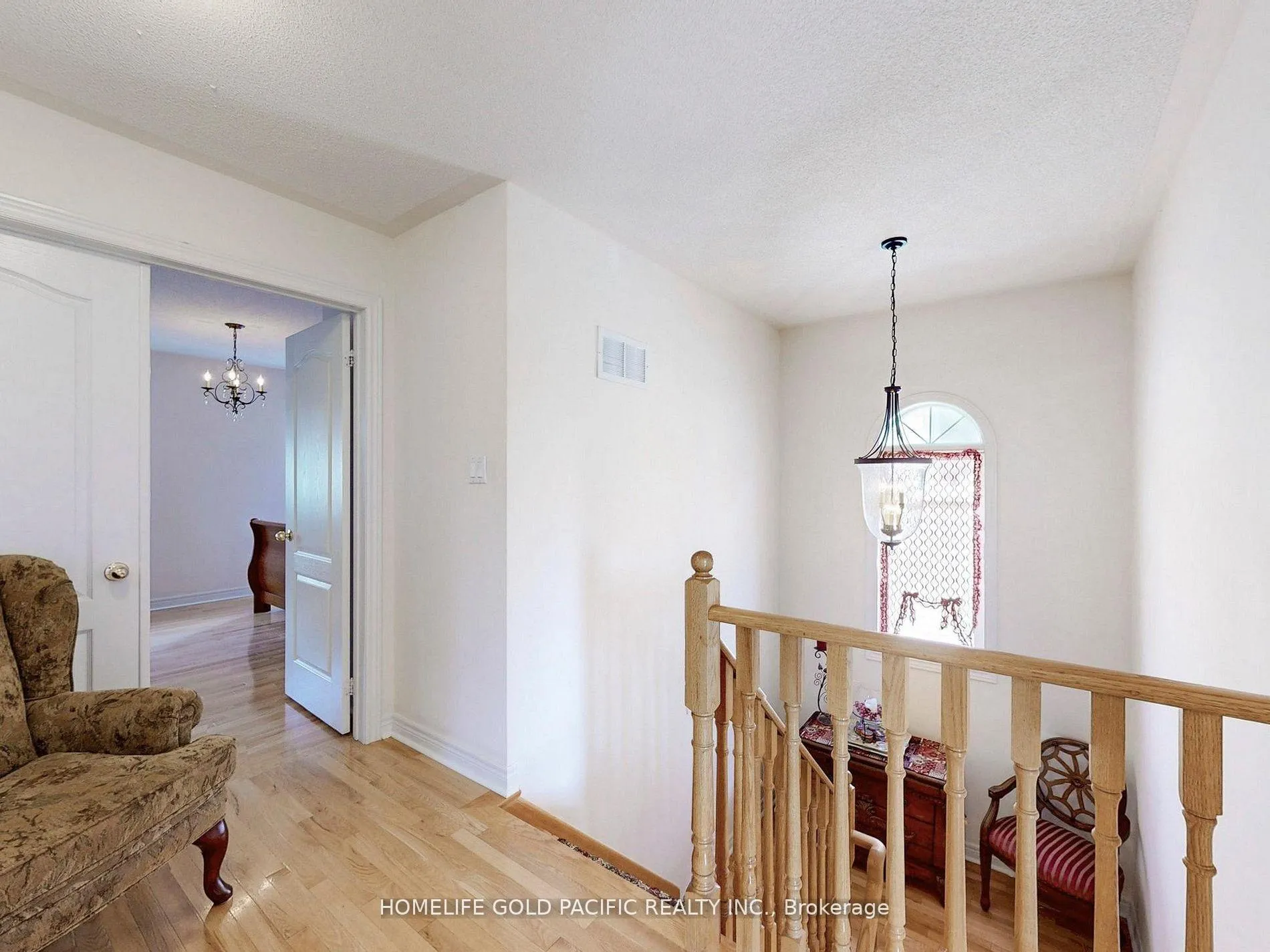 Photo 18 of 51 Winter Creek Crescent, Markham, Victoria Manor-Jennings Gate — HOMEH
