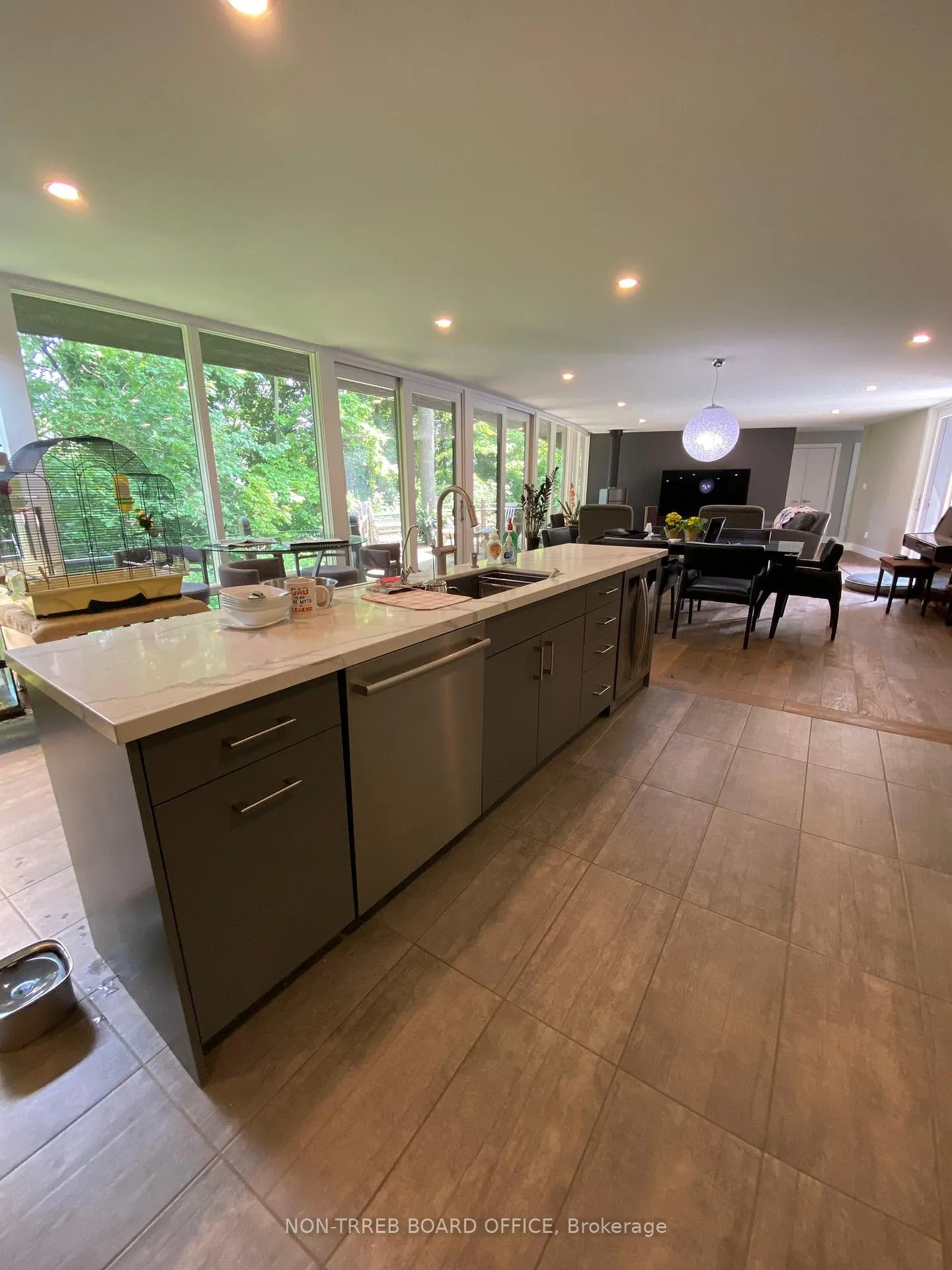 Photo 6 of 38 Oak Avenue, Hamilton, Greensville — HOMEH