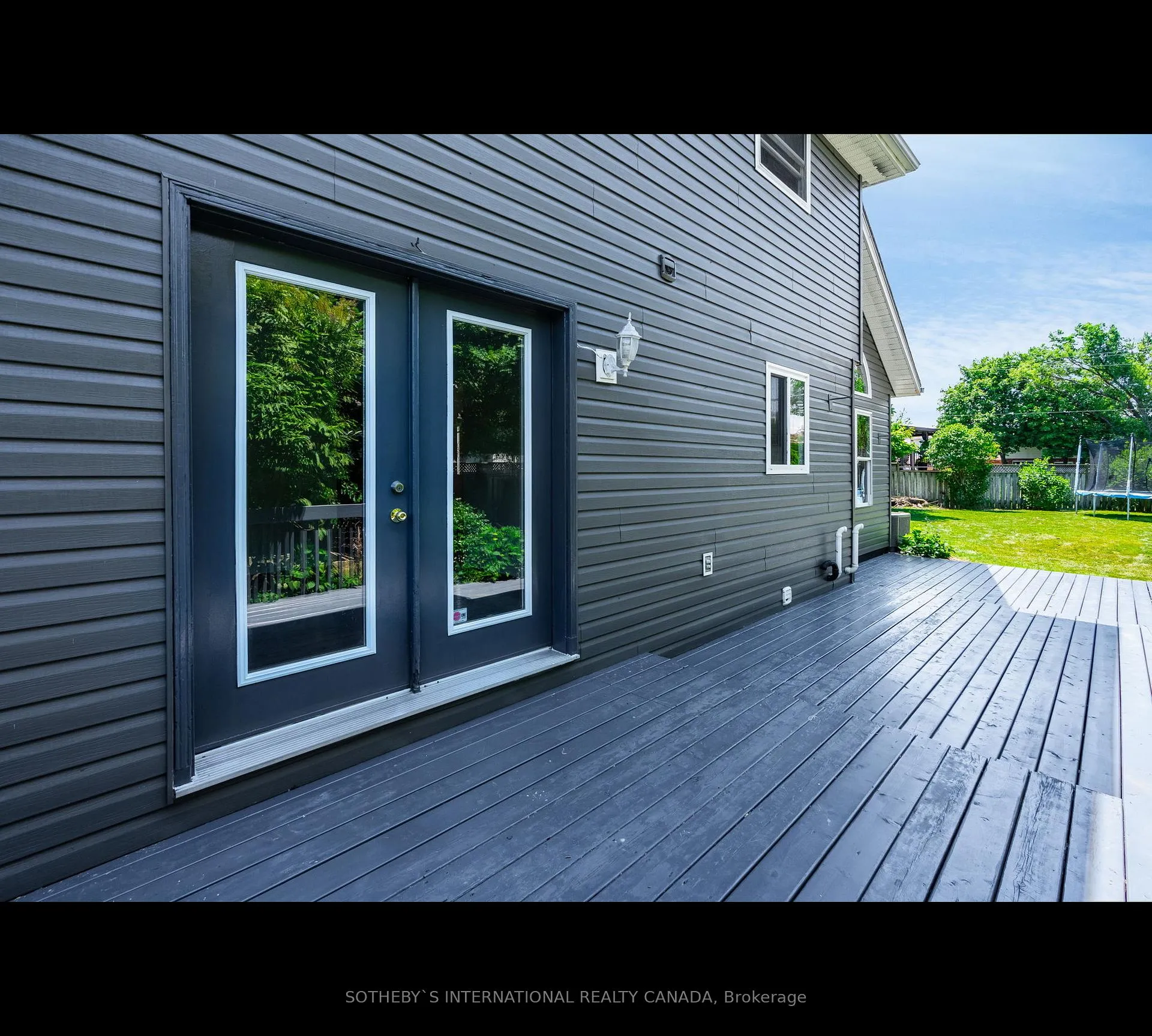 Photo 3 of 43 Eastgrove Crescent, Leamington — HOMEH