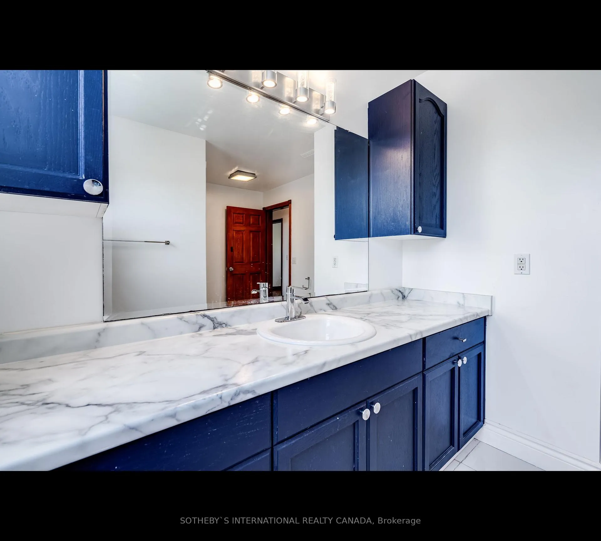 Photo 14 of 43 Eastgrove Crescent, Leamington — HOMEH